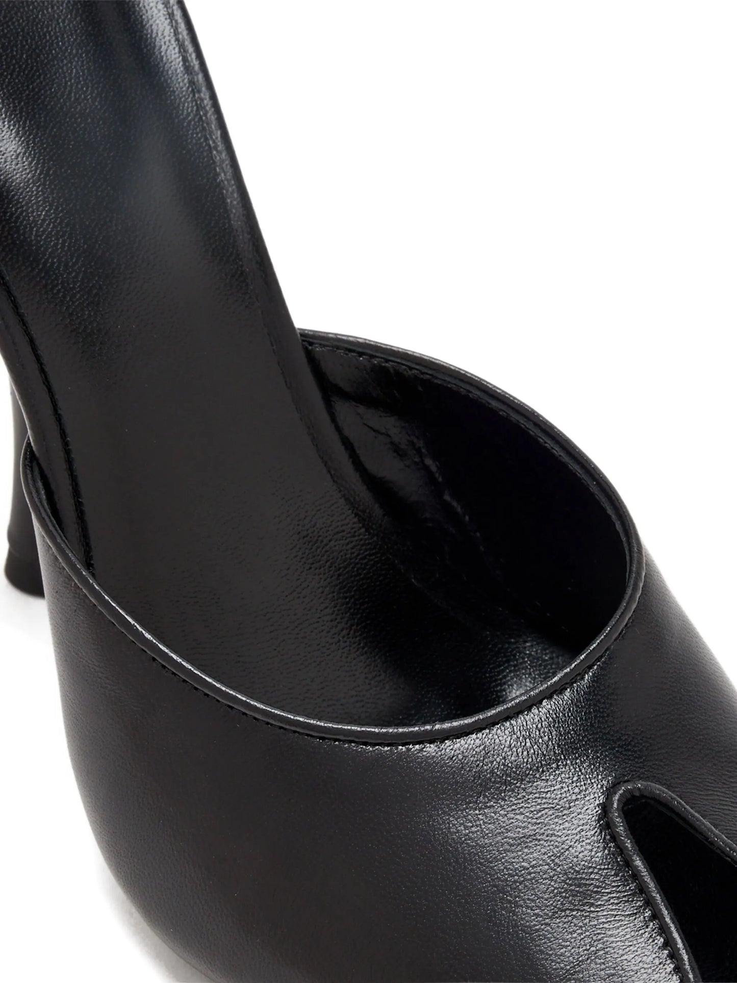 Date mules in black creased leather