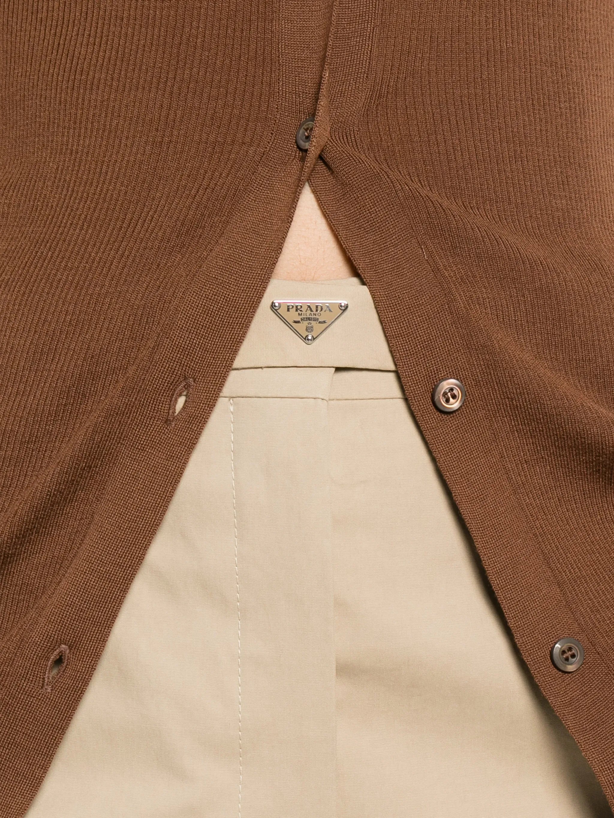straight-leg trousers