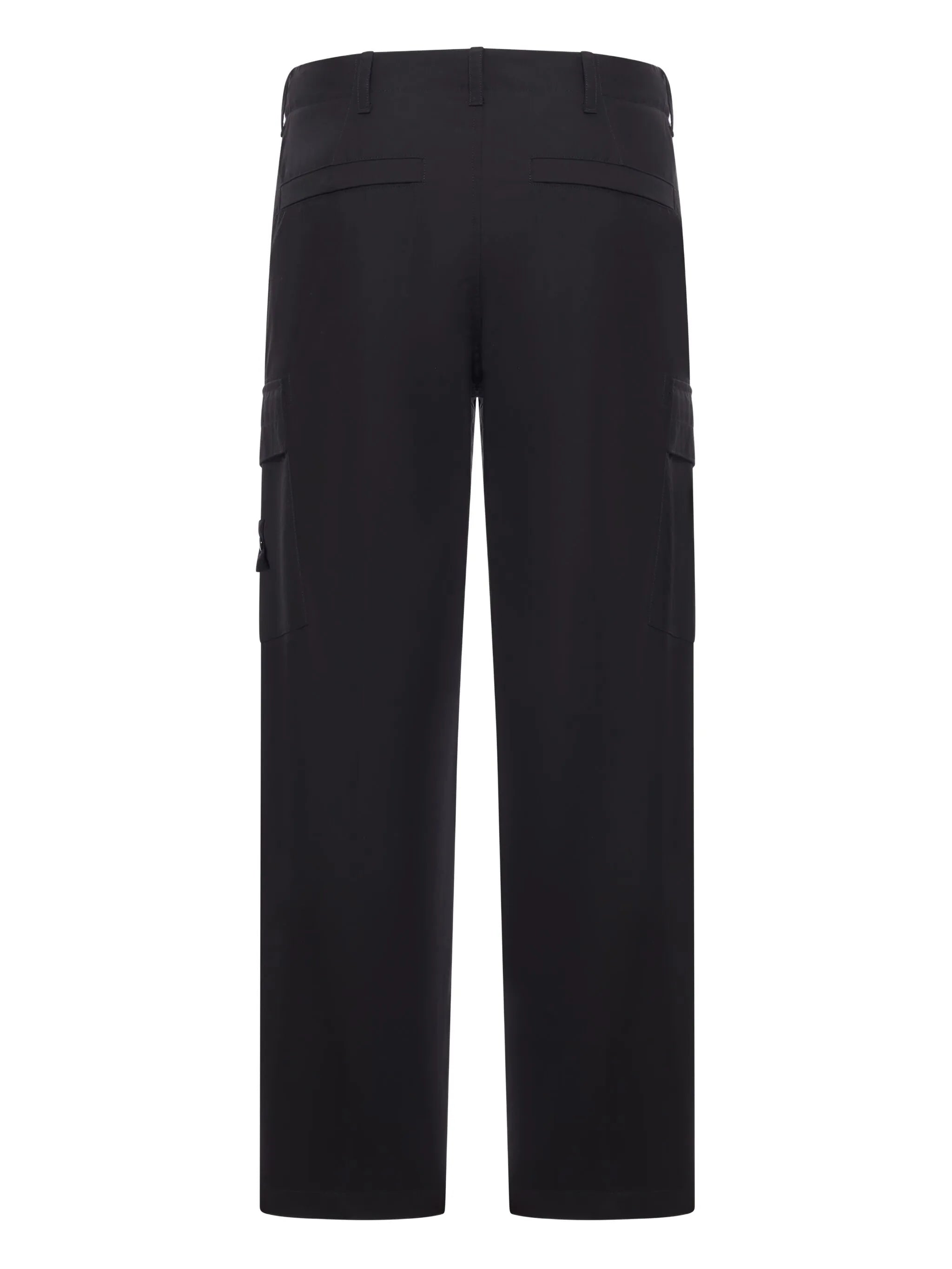 cargo-pockets trousers