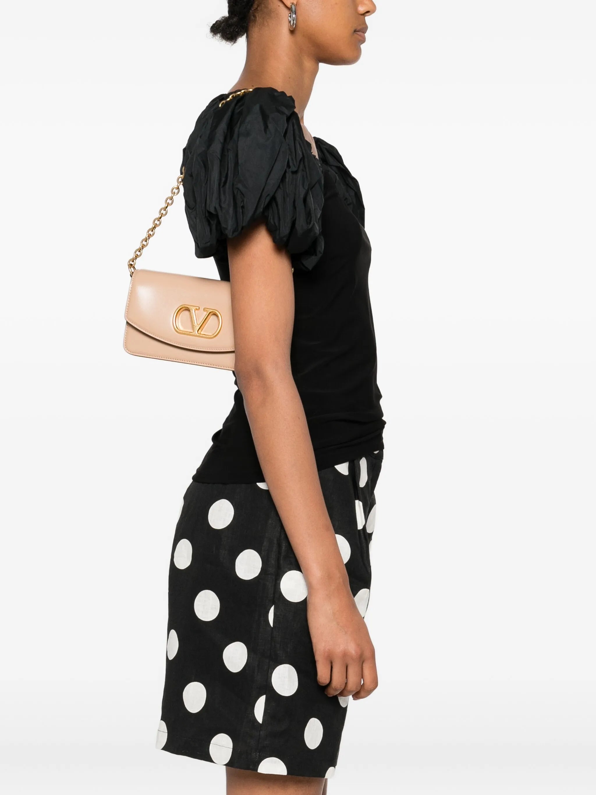 VLogo-signature leather shoulder bag