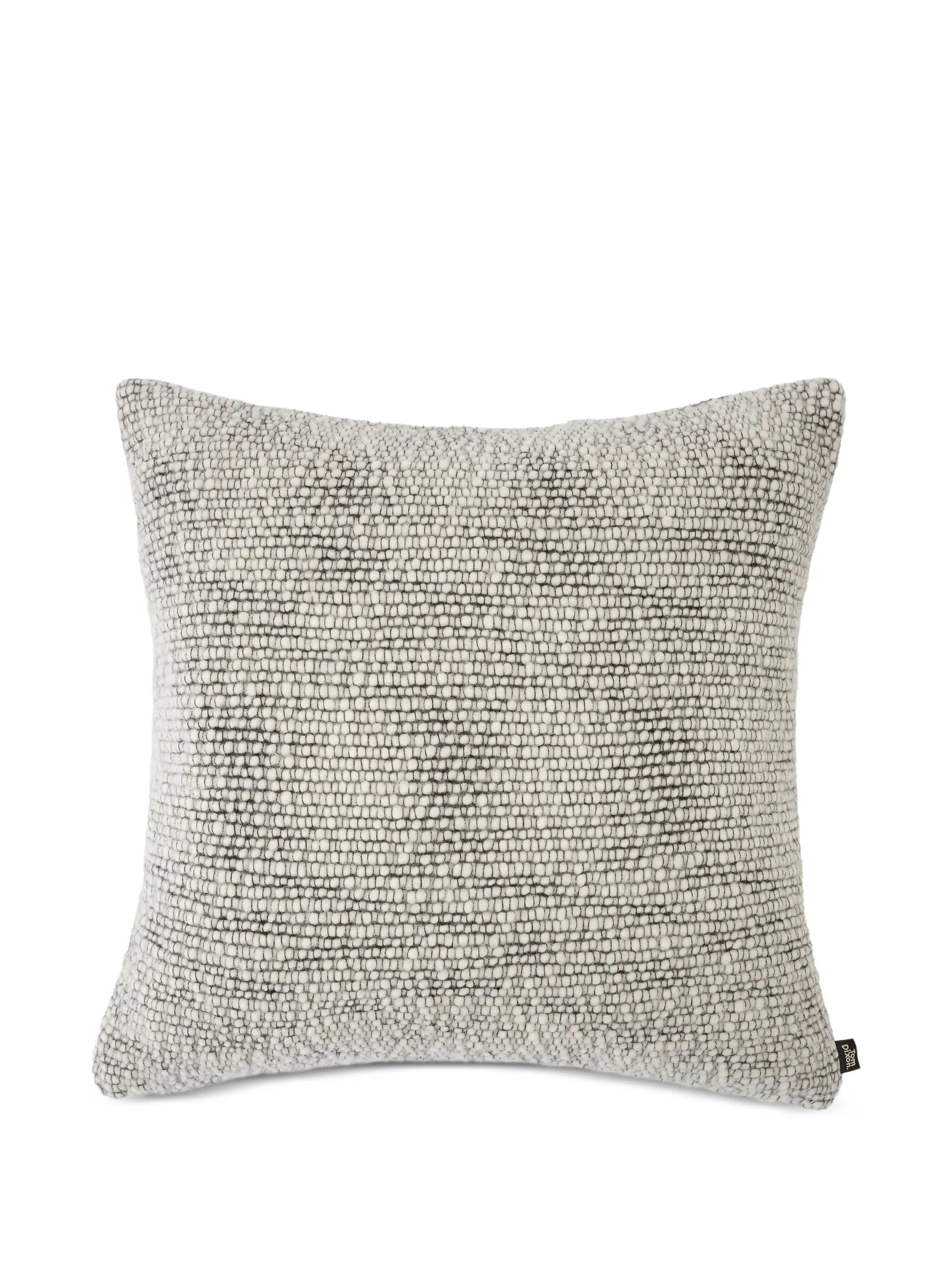 Thread cushion (50cm x 50cm)