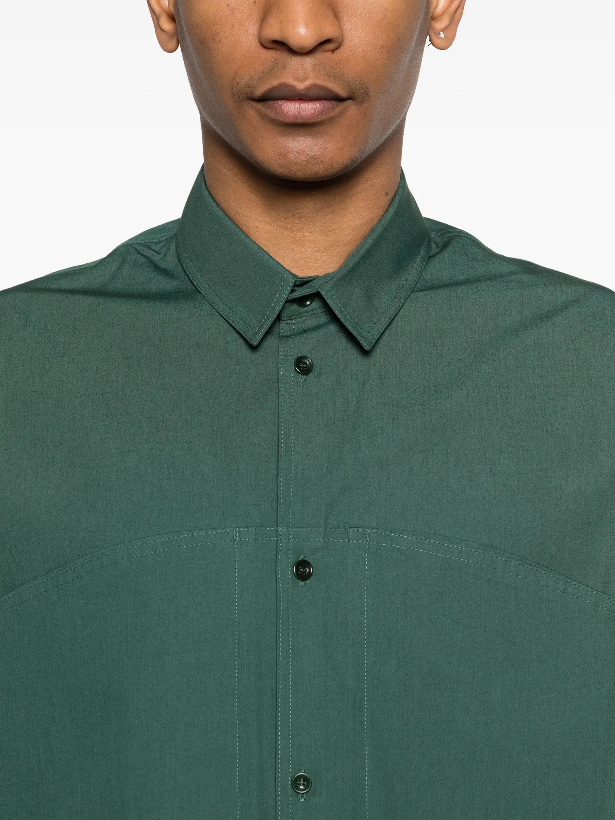 Oval oversized pocket shirt