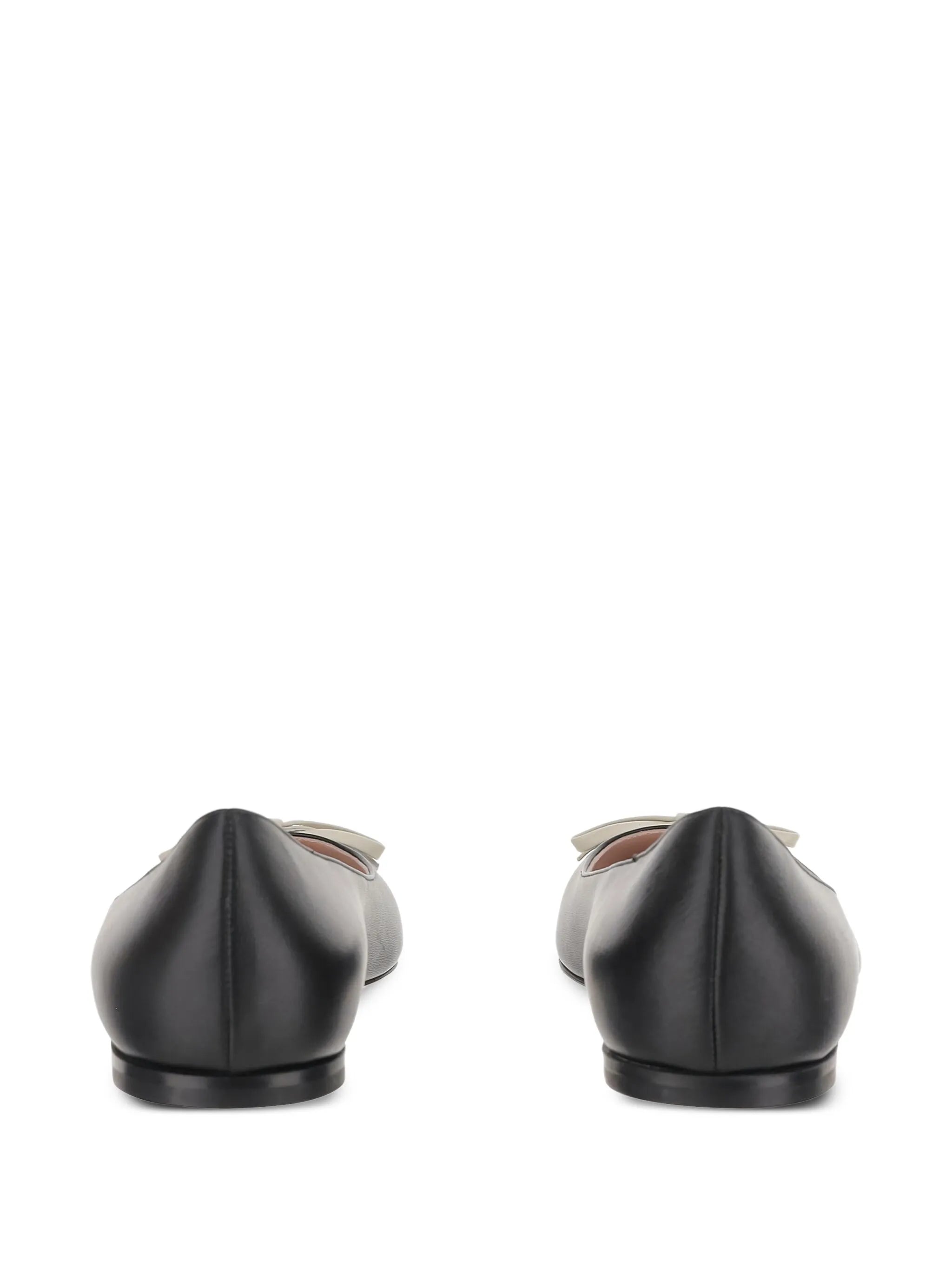 contrast-bow ballet flats