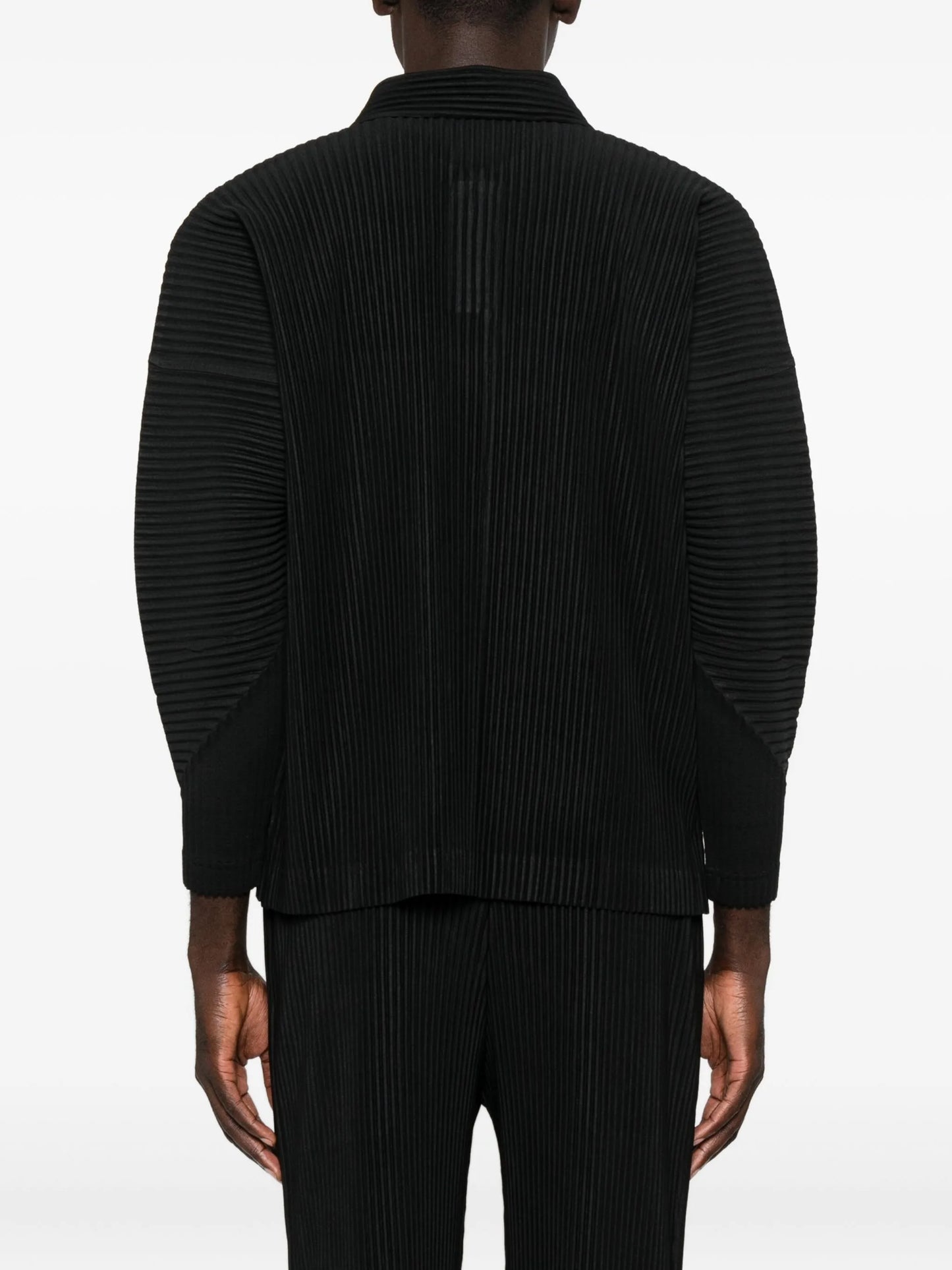 pleated polo shirt