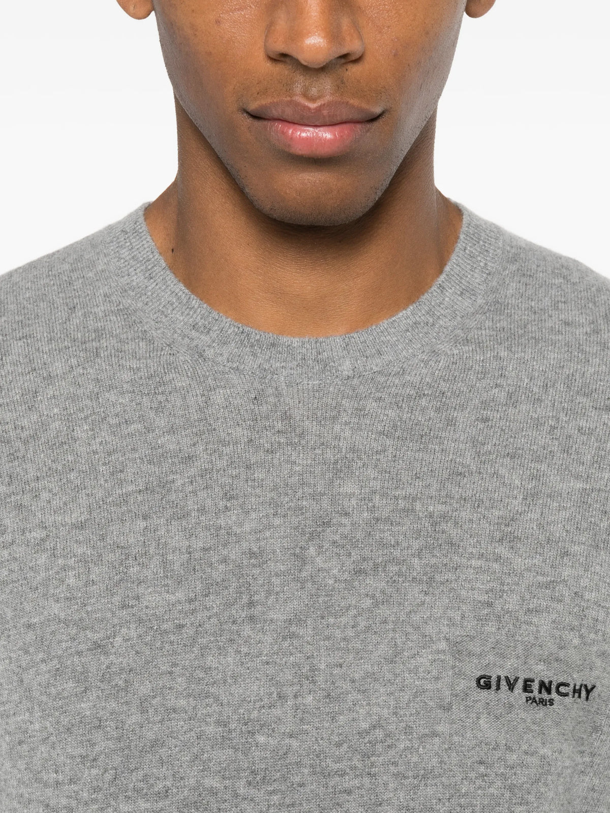 sweater in wool and cashmere embroidered Givenchy Paris