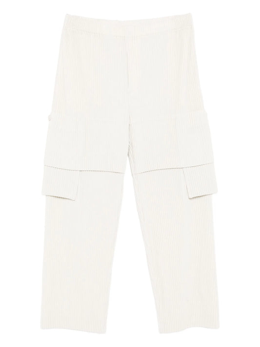 multi-pocket trousers