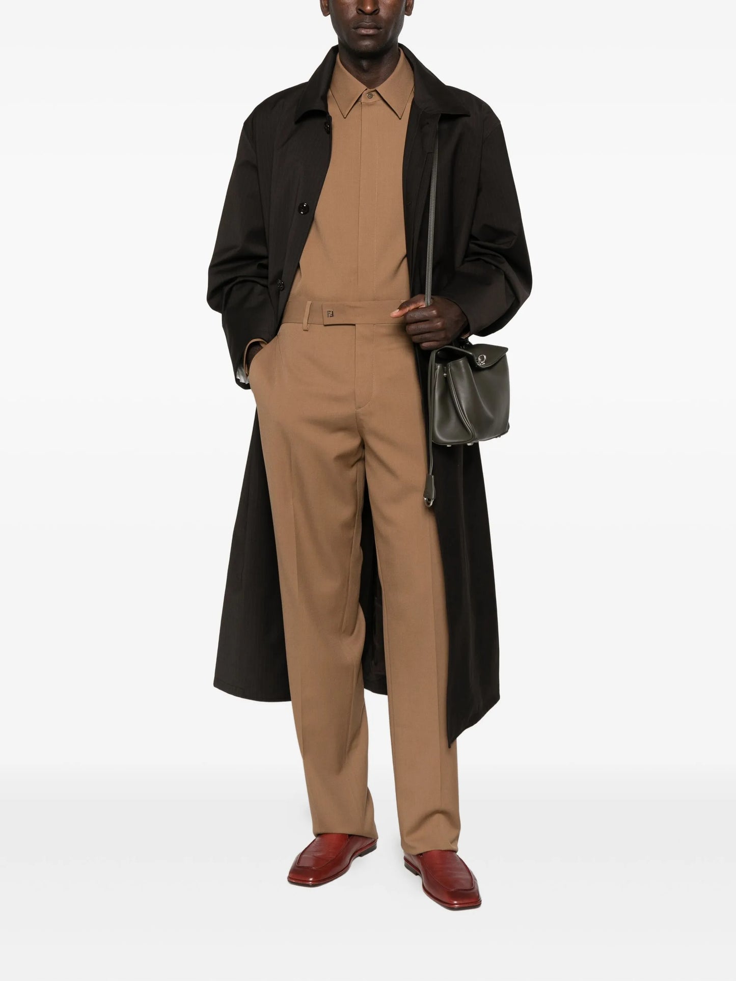 straight-leg trousers