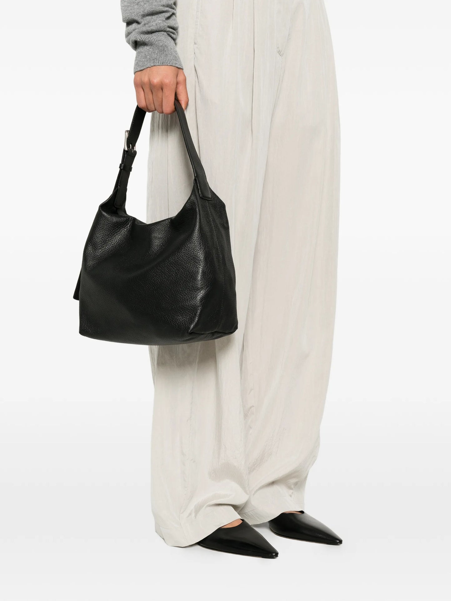 Isa buckle-fastening leather shoulder bag