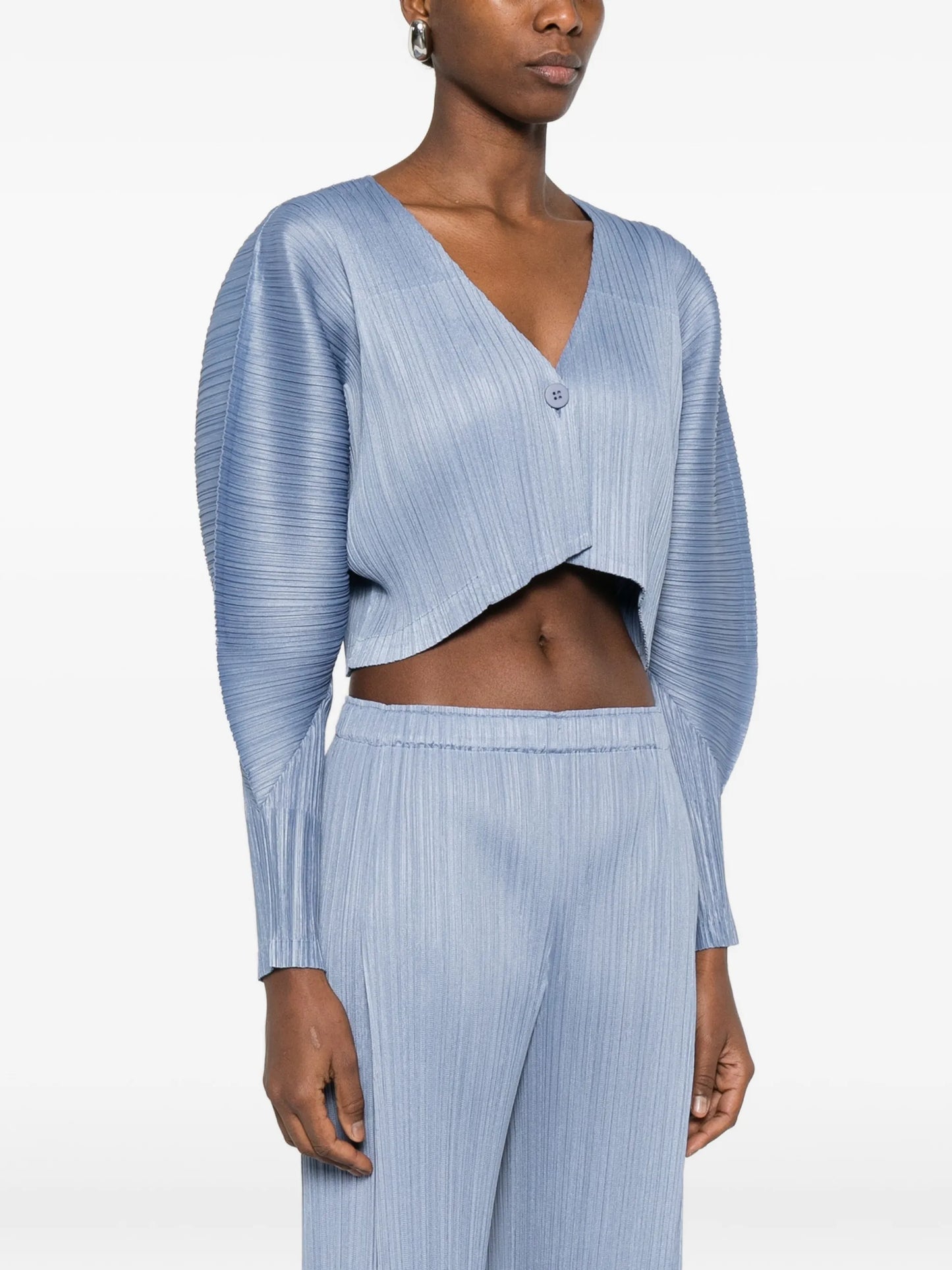 puffy V-neck top