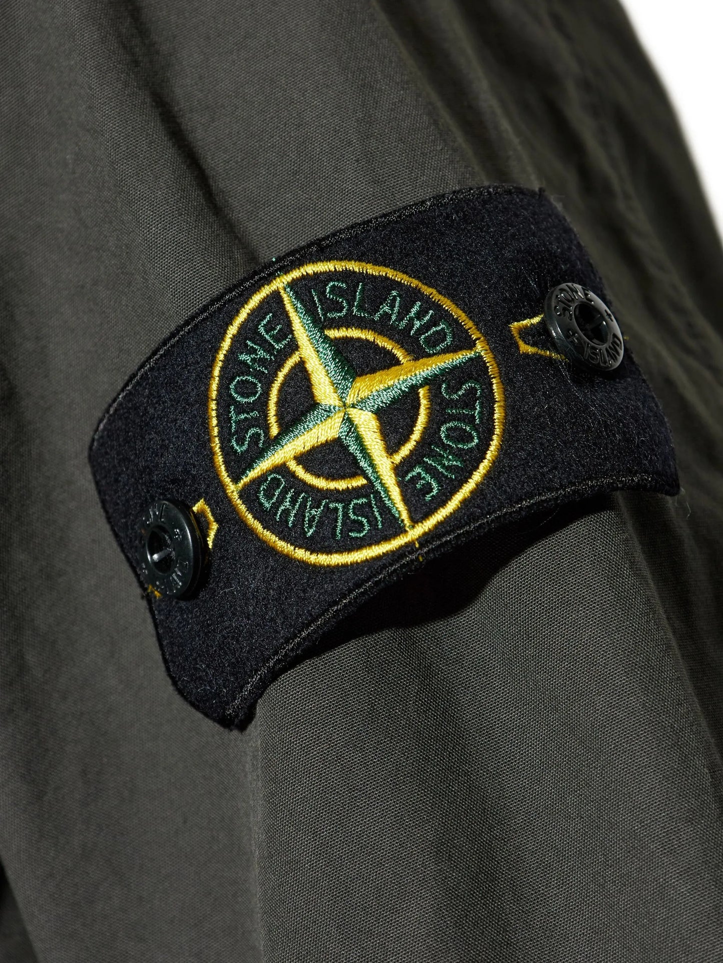 patch-pocket zip-front shirt