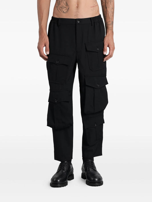 multi-pocket cargo pants