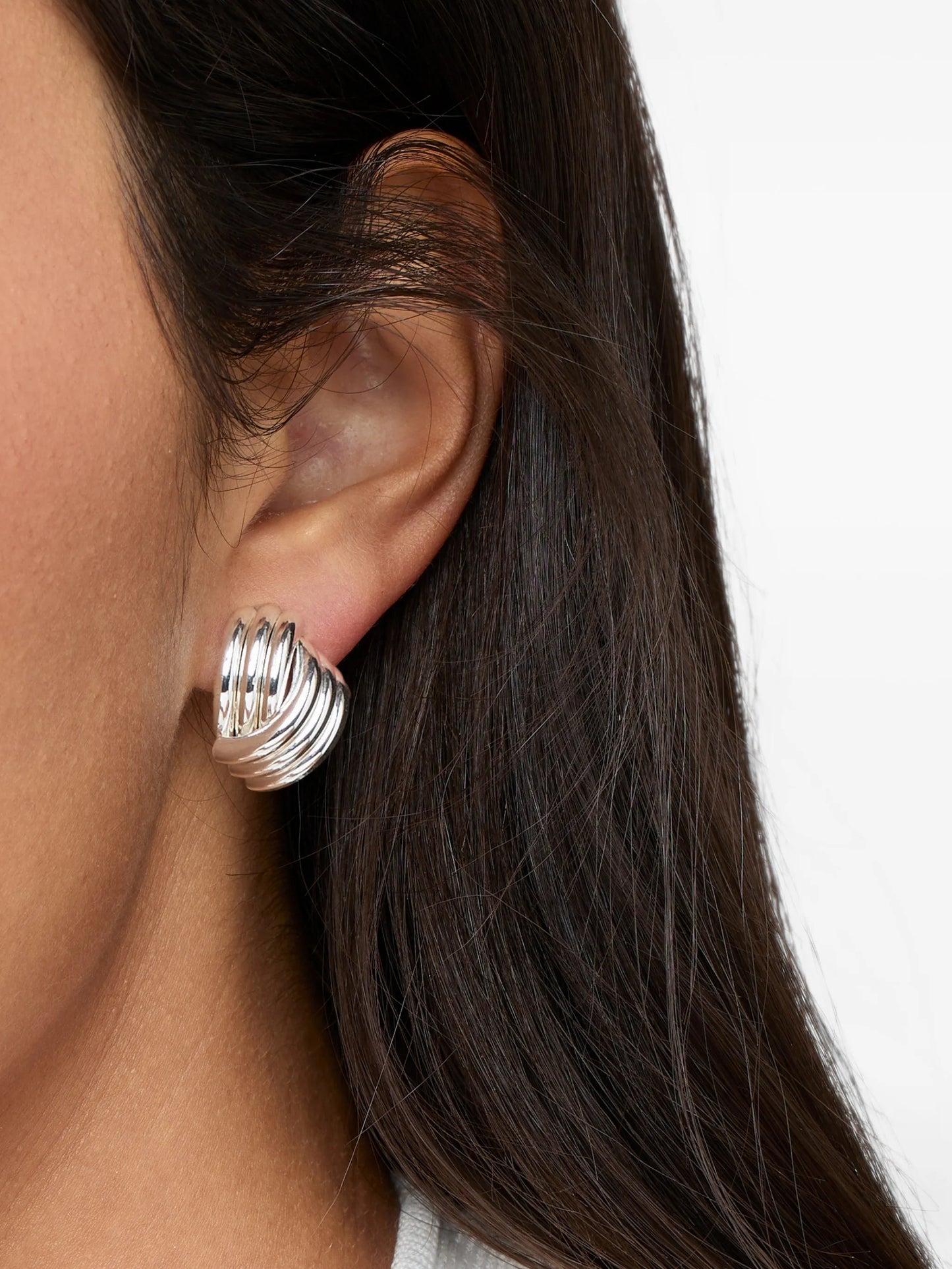 Clove earrings