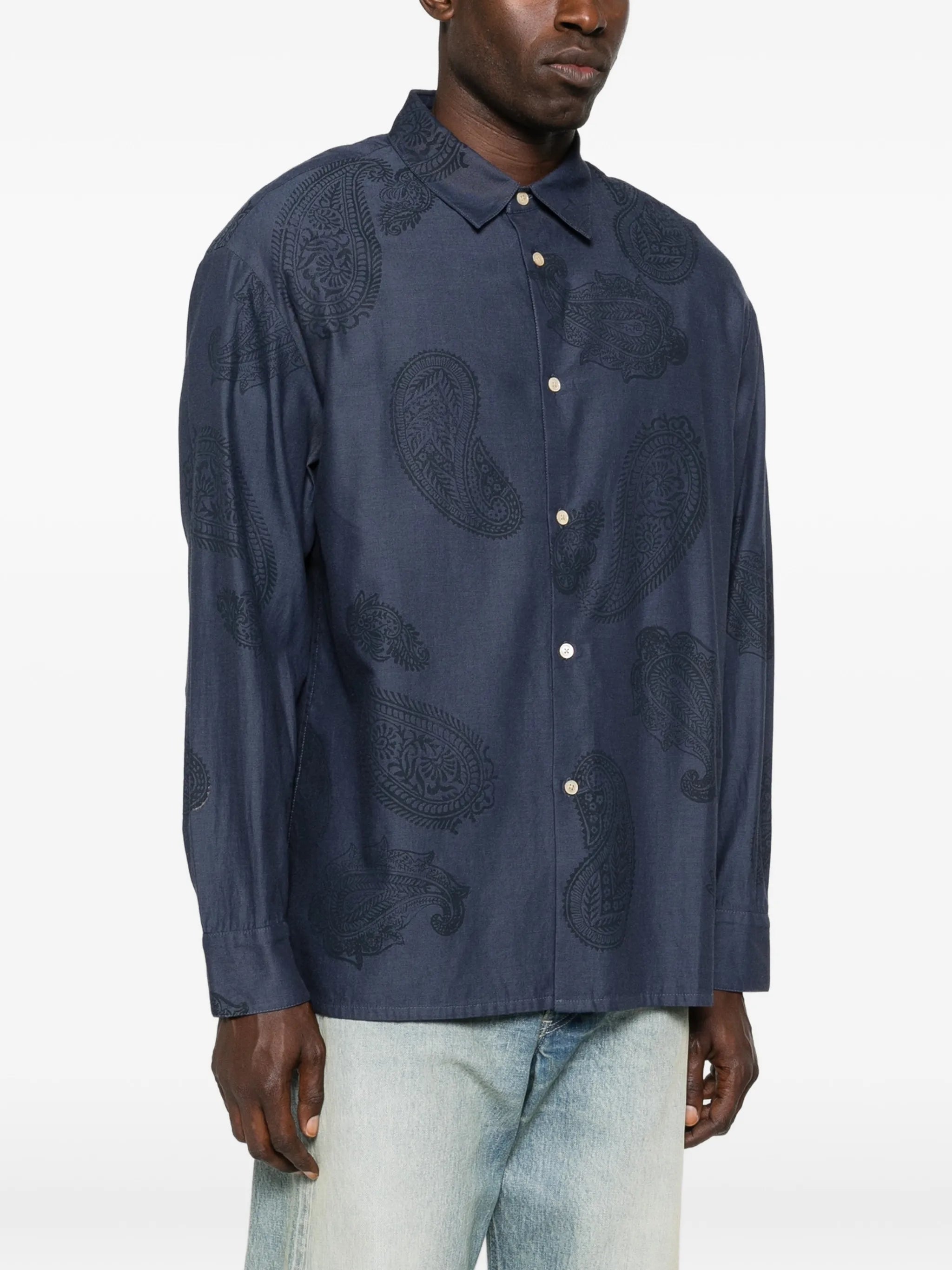 paisley-print shirt