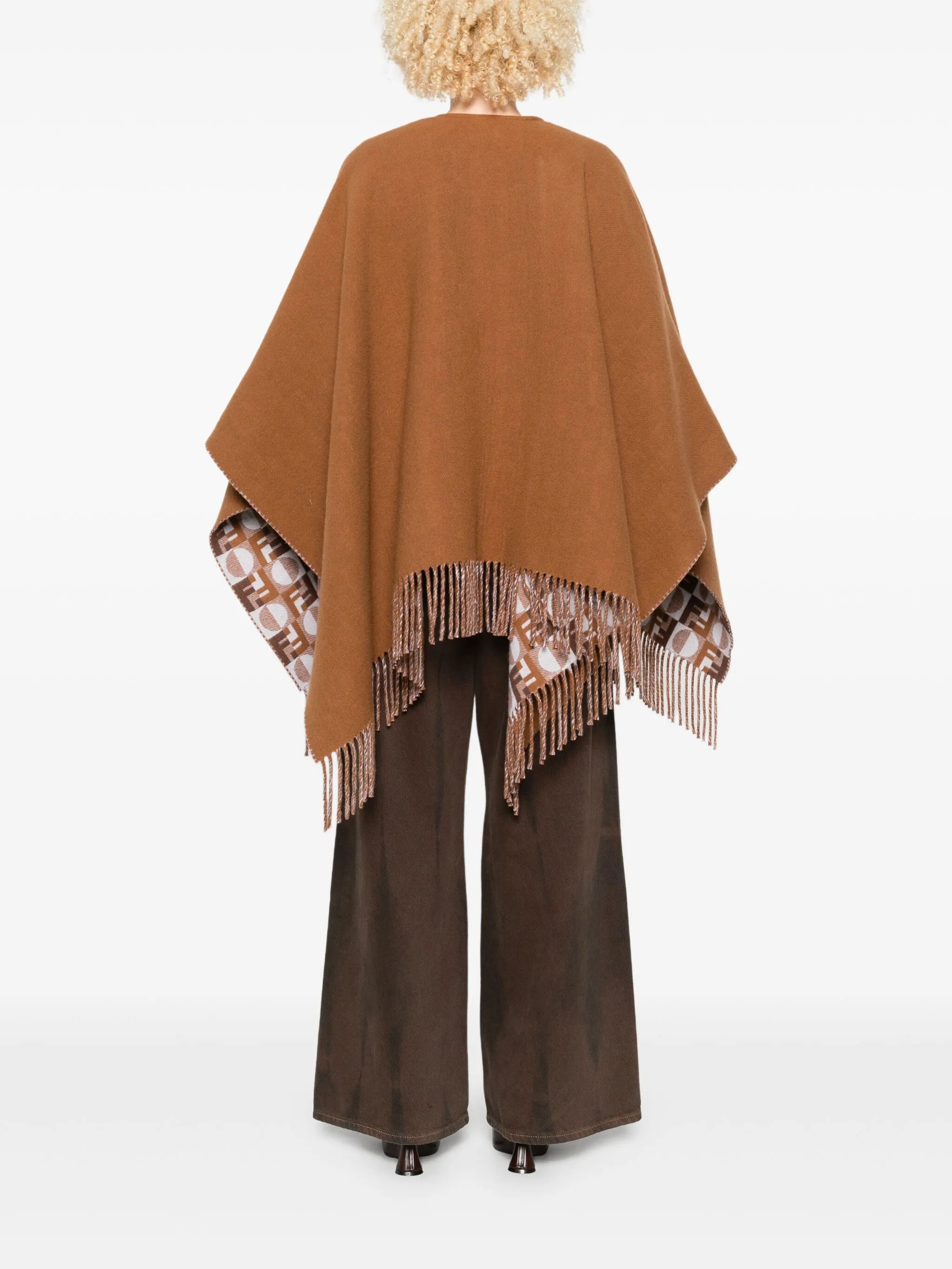 fringe-detail cape