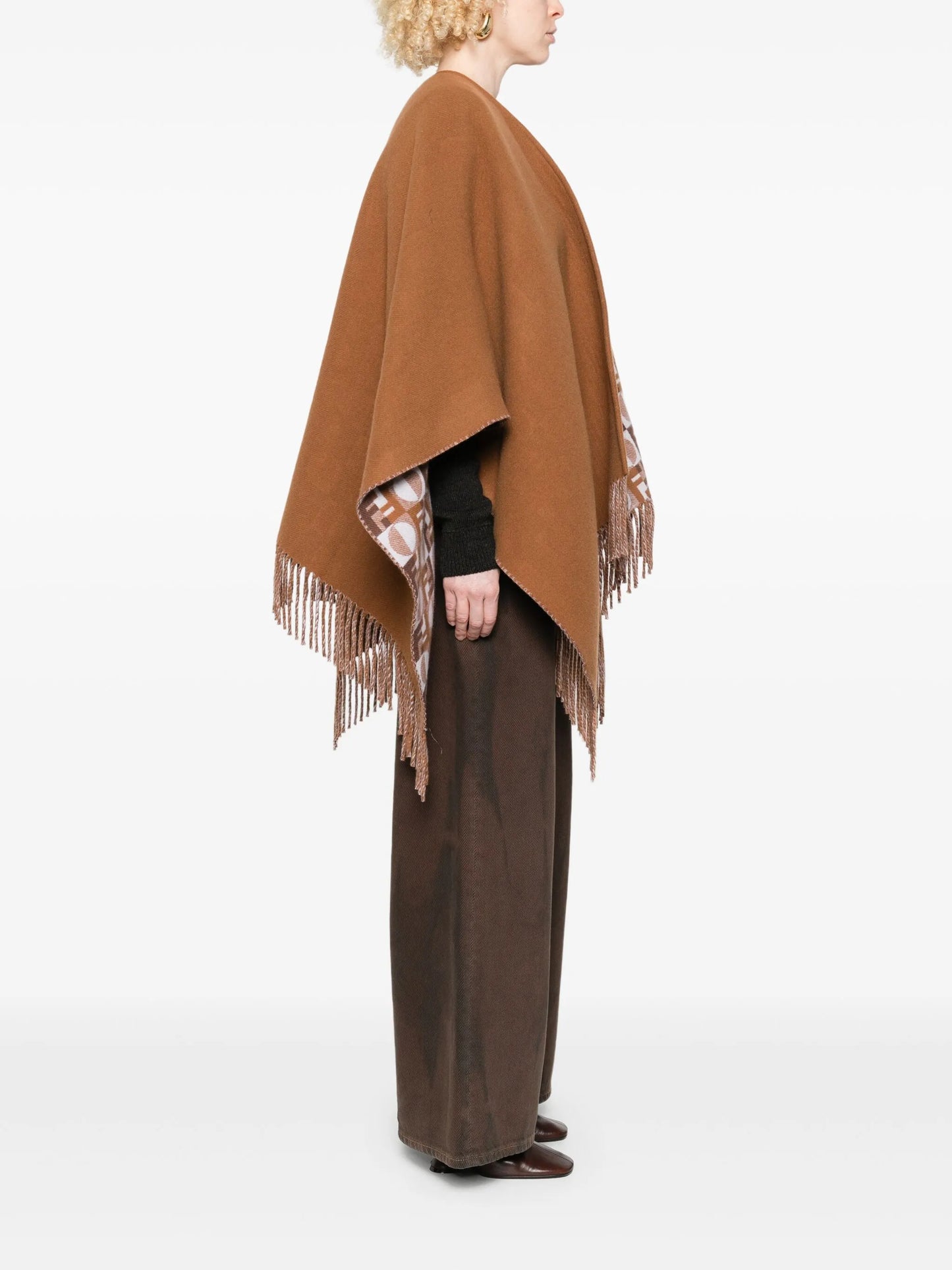 fringe-detail cape