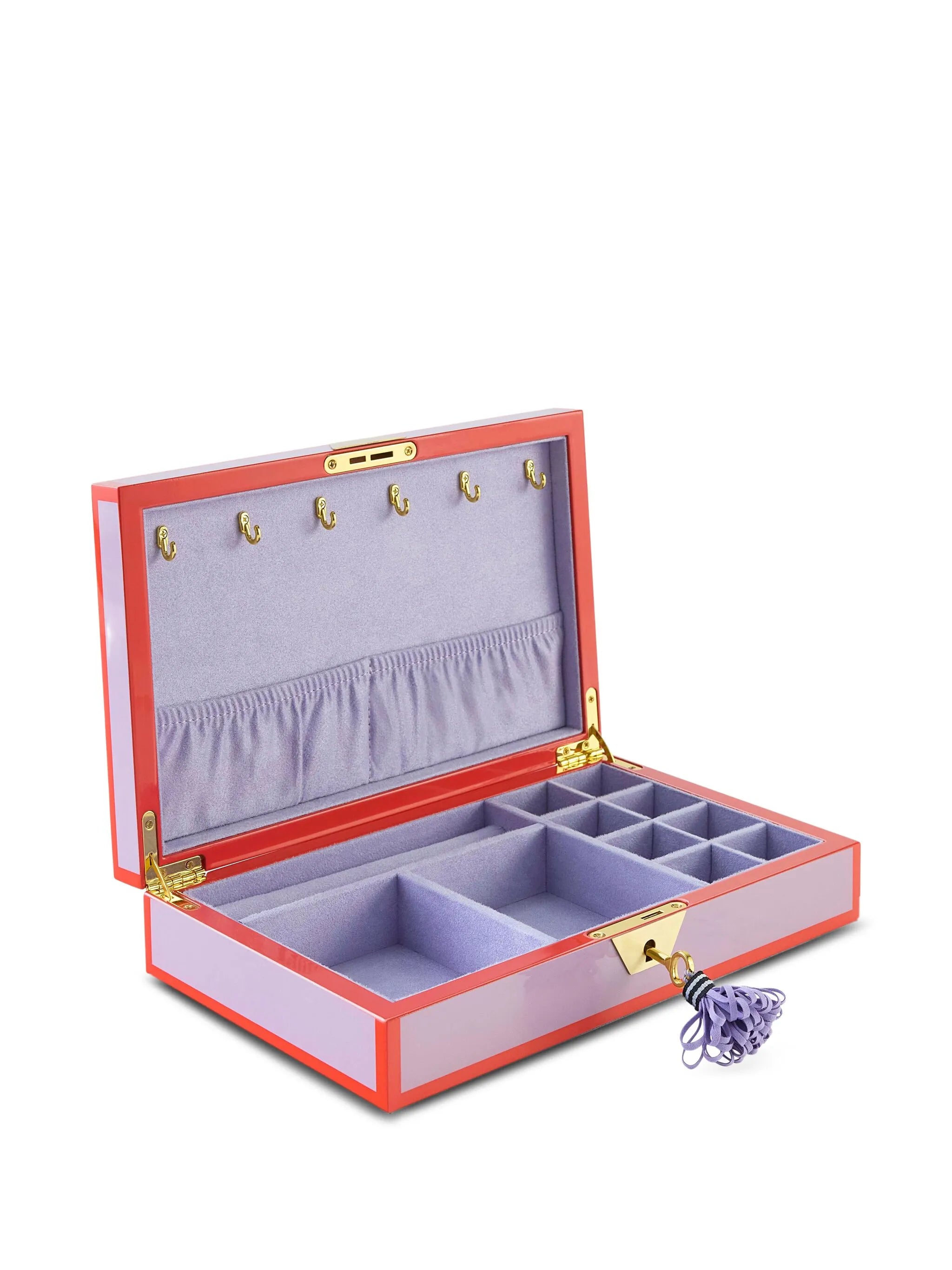 tiger-motif pendant-detail trinket box