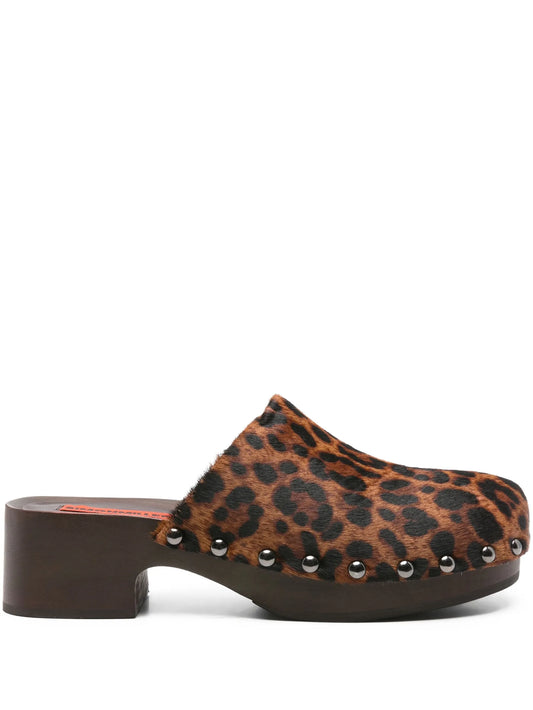 leopard-print heeled mules