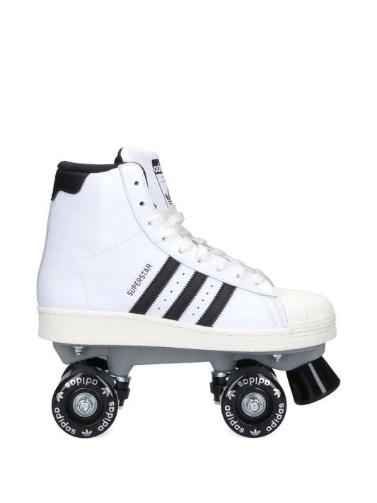 Superstar three-stripe roller skates