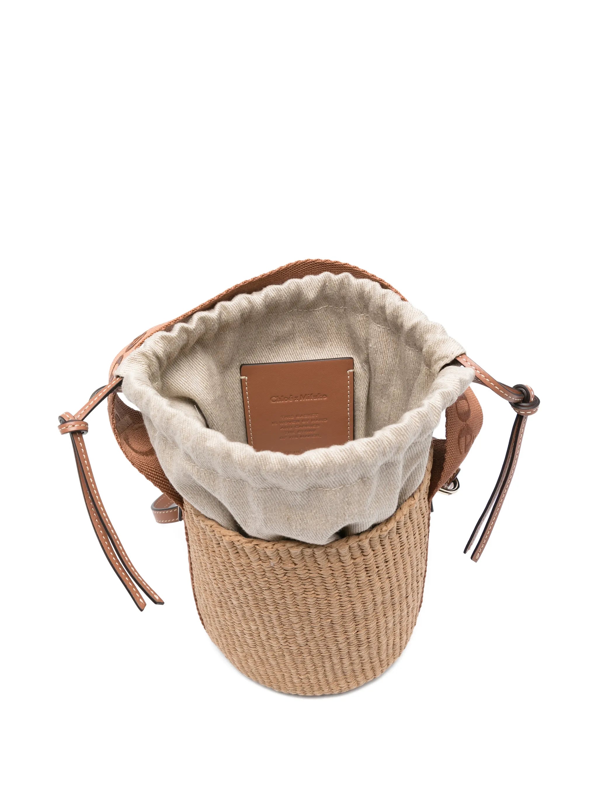 Woody bucket bag
