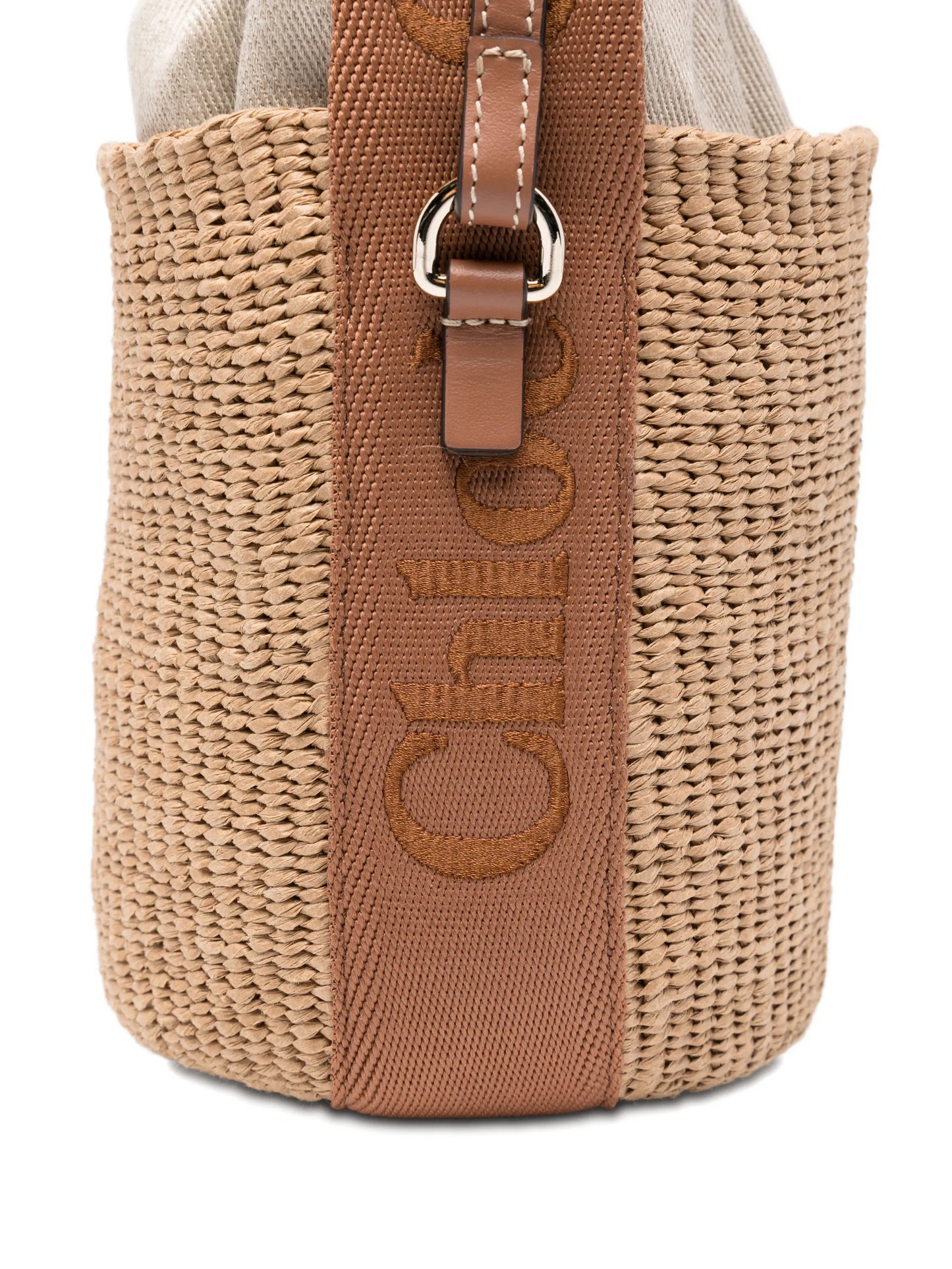 Woody bucket bag