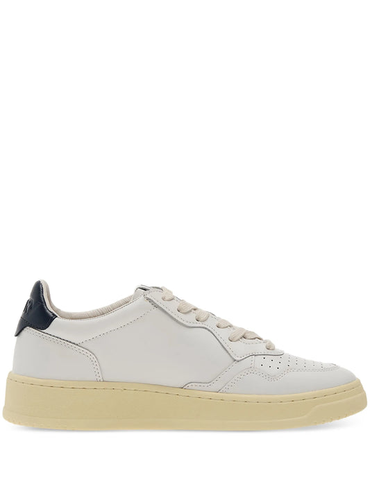 medalist low leather sneakers