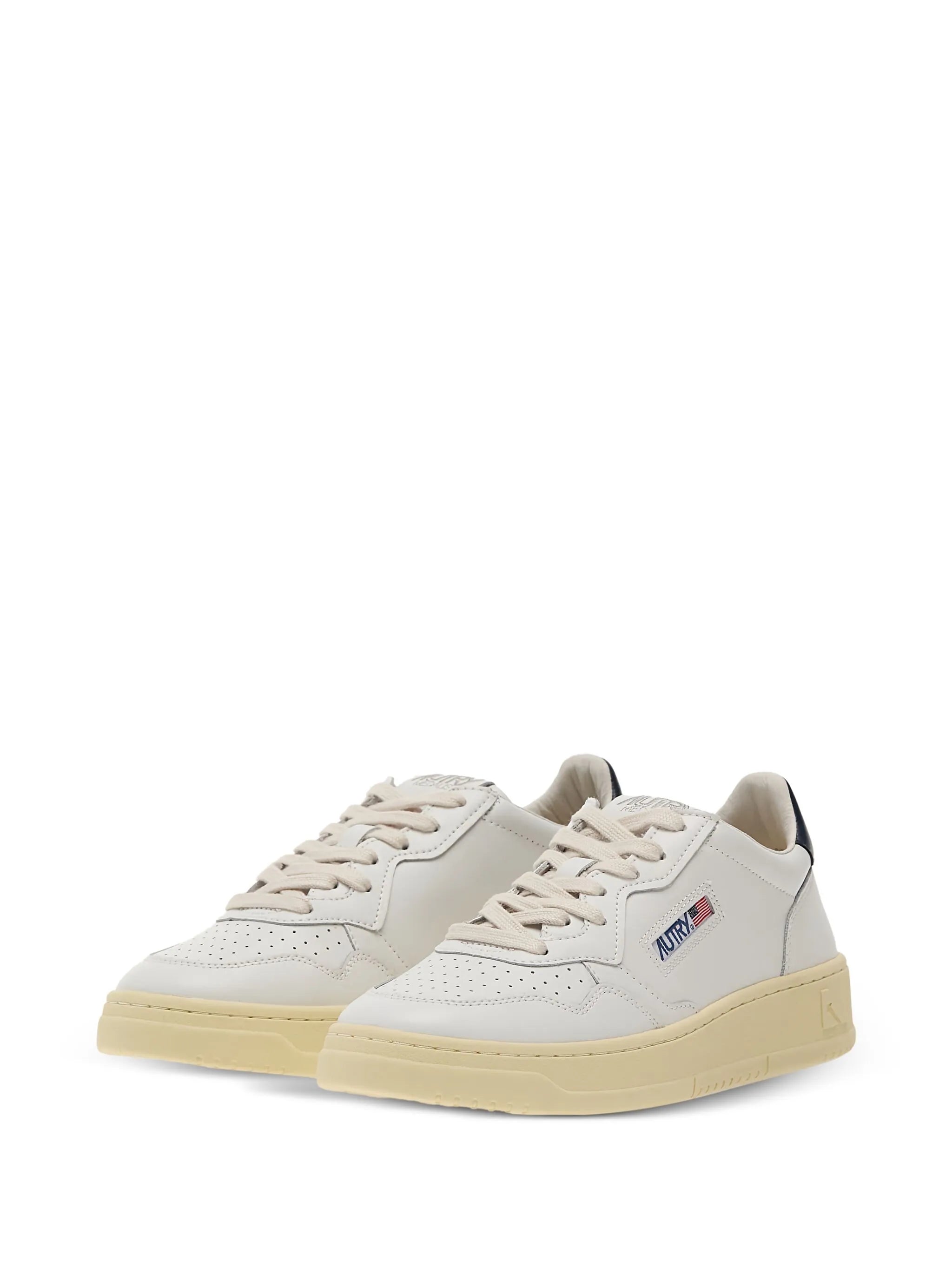 medalist low leather sneakers