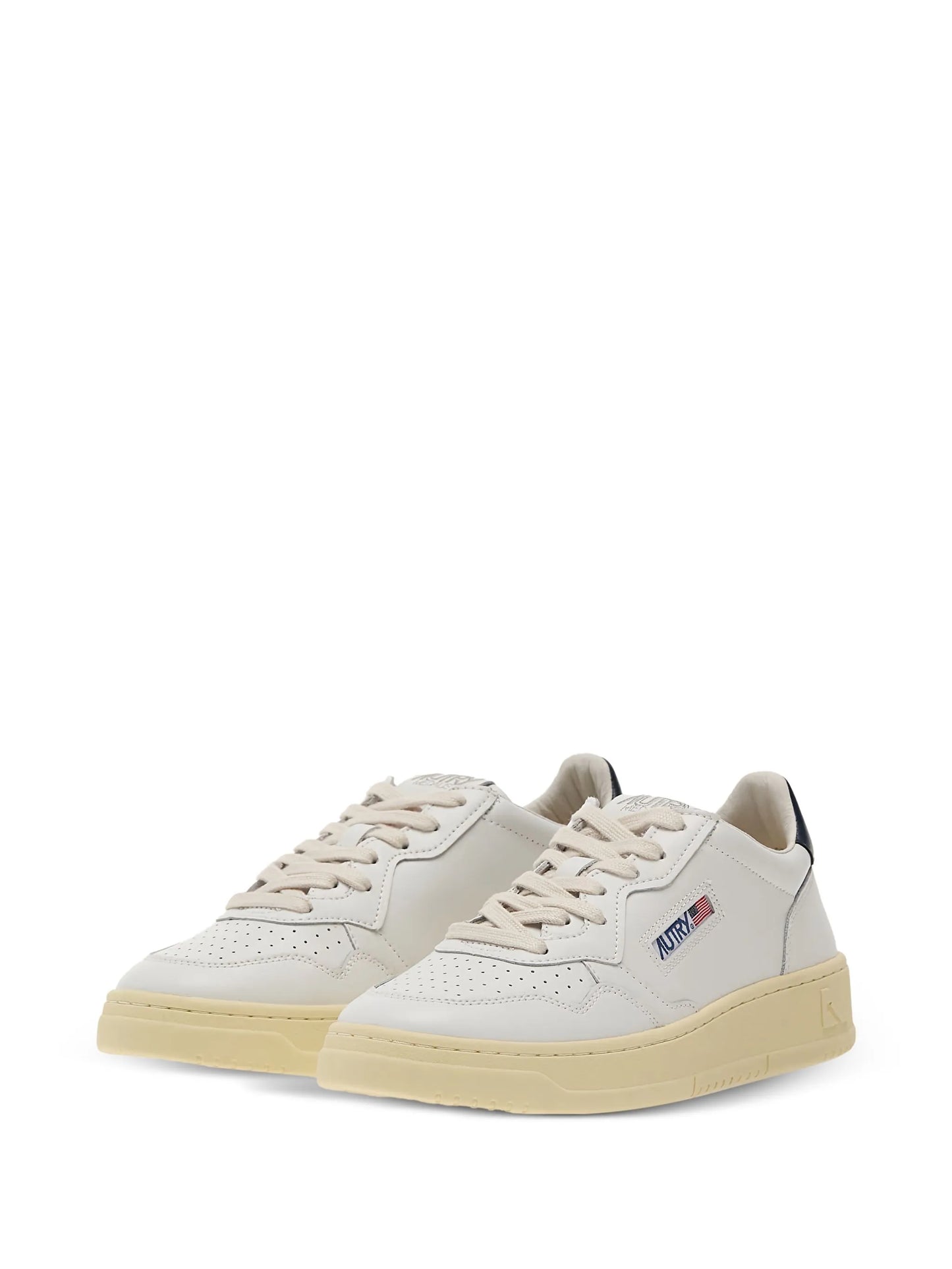 medalist low leather sneakers