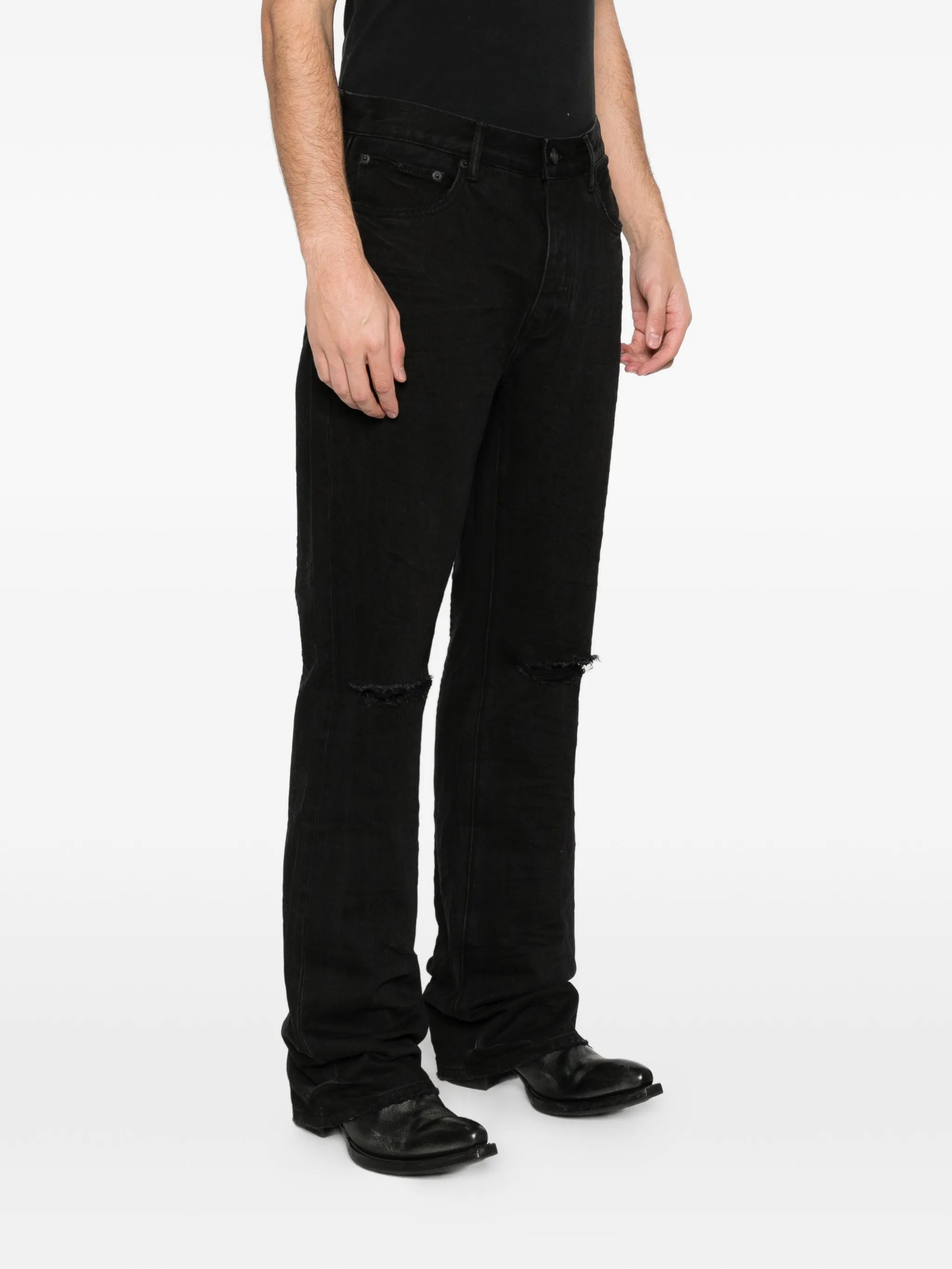 P2026 lancer rip pants