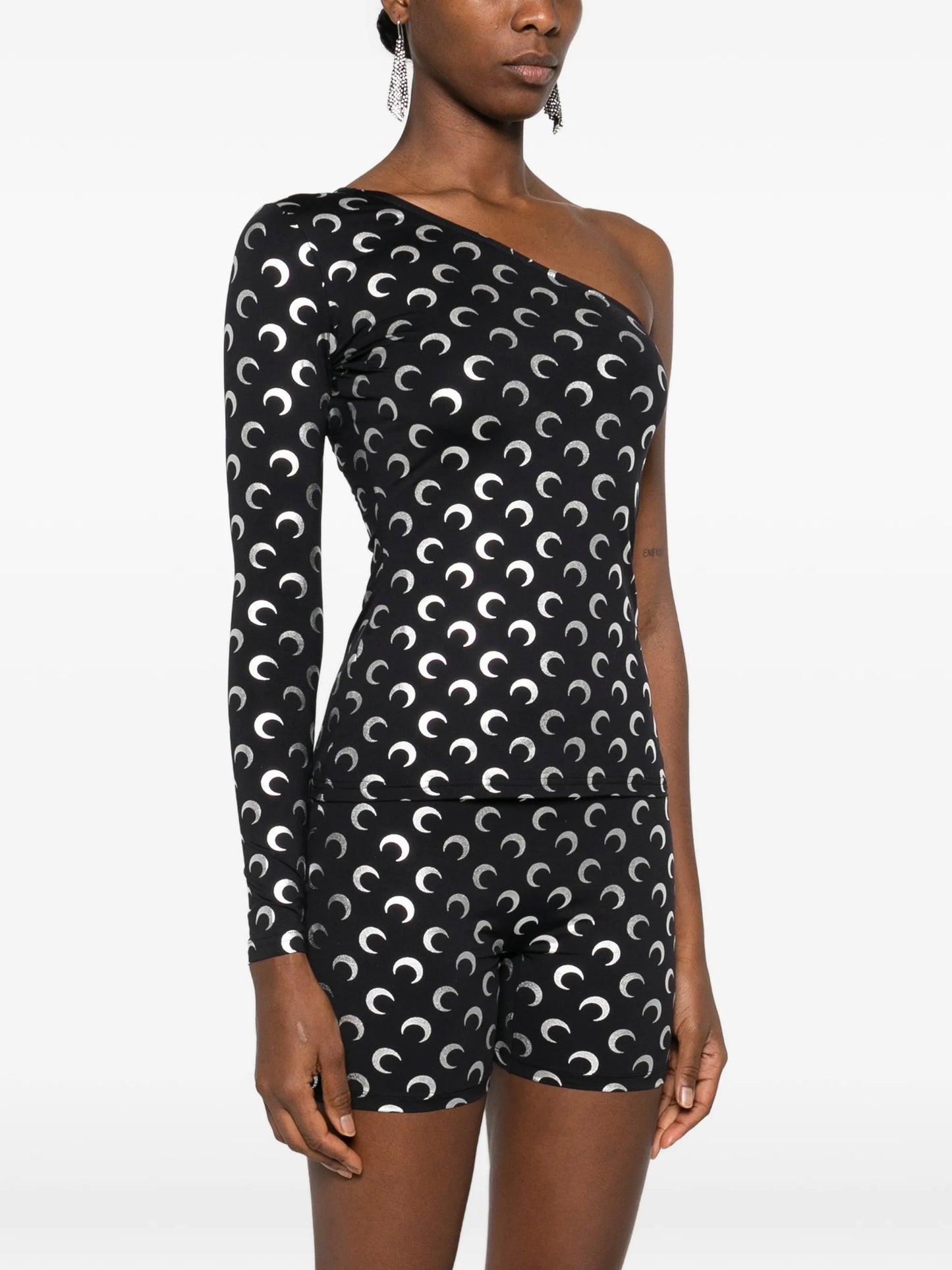 moon-printed asymmetric top