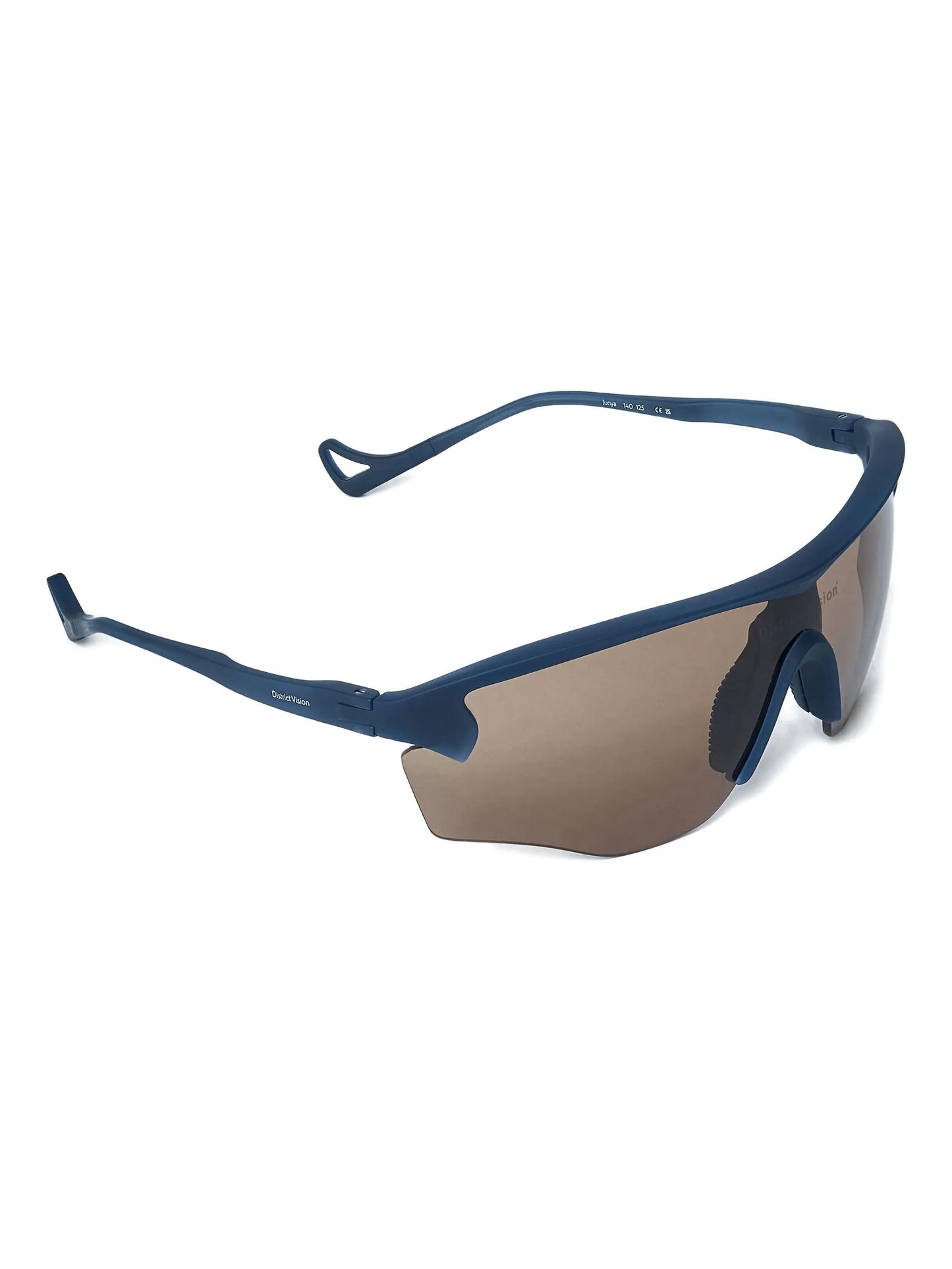 oversize-frame sunglasses