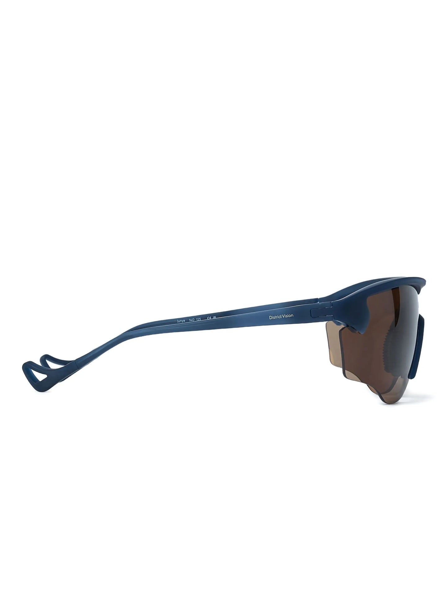 oversize-frame sunglasses