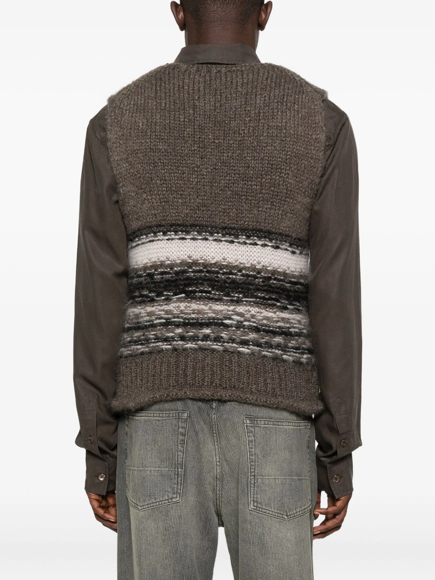sleeveless vest