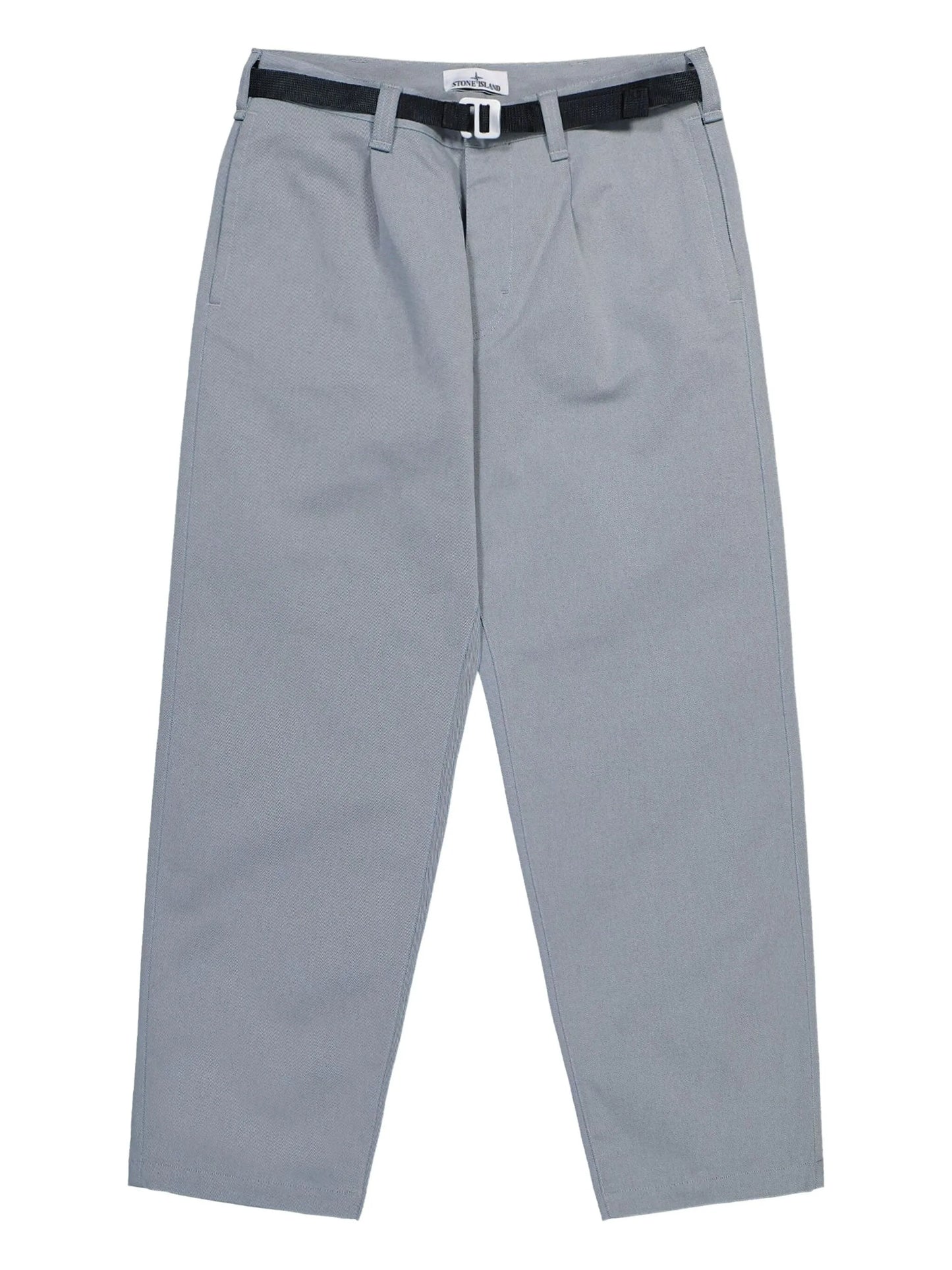 pleated trousers