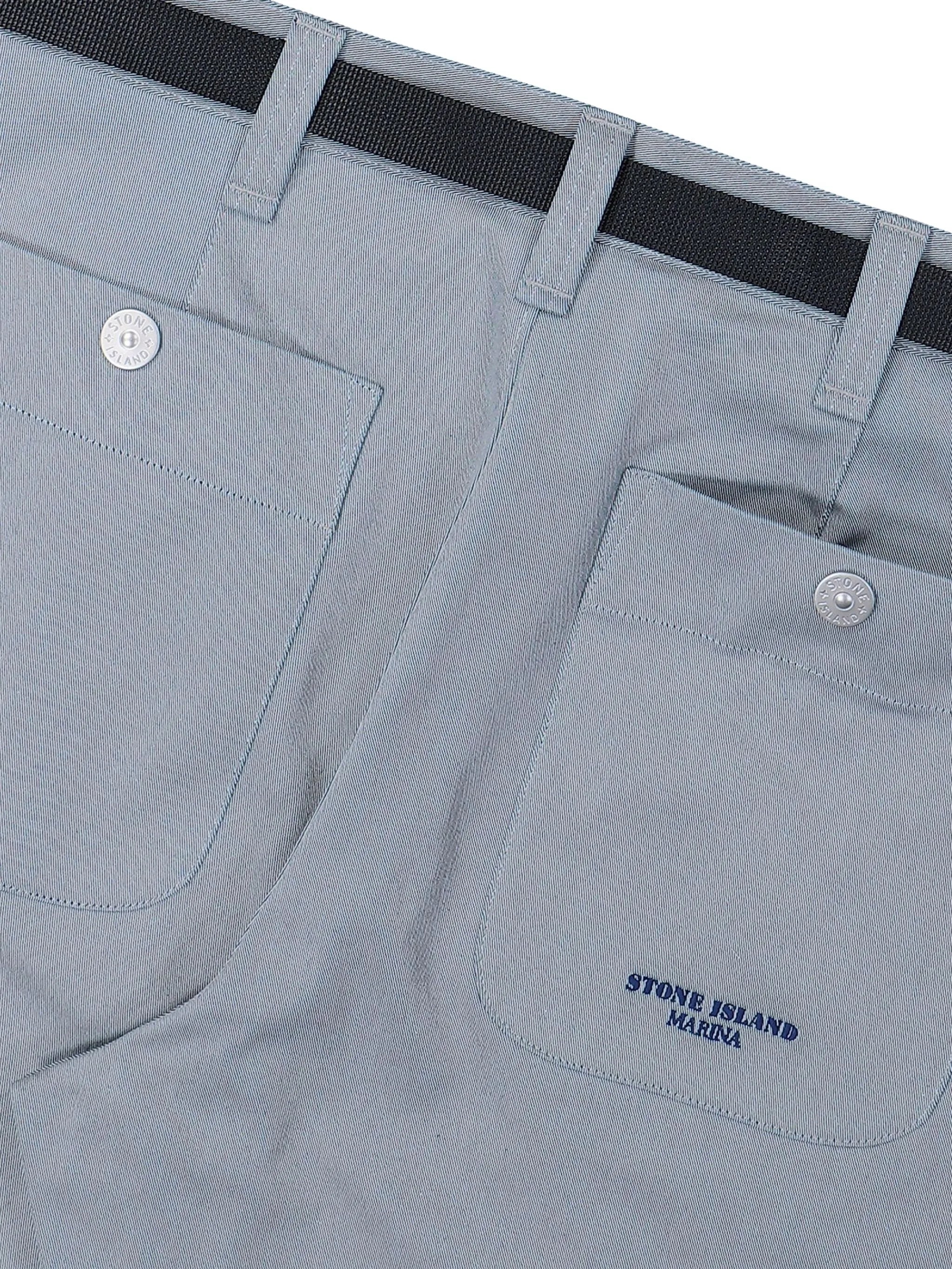pleated trousers