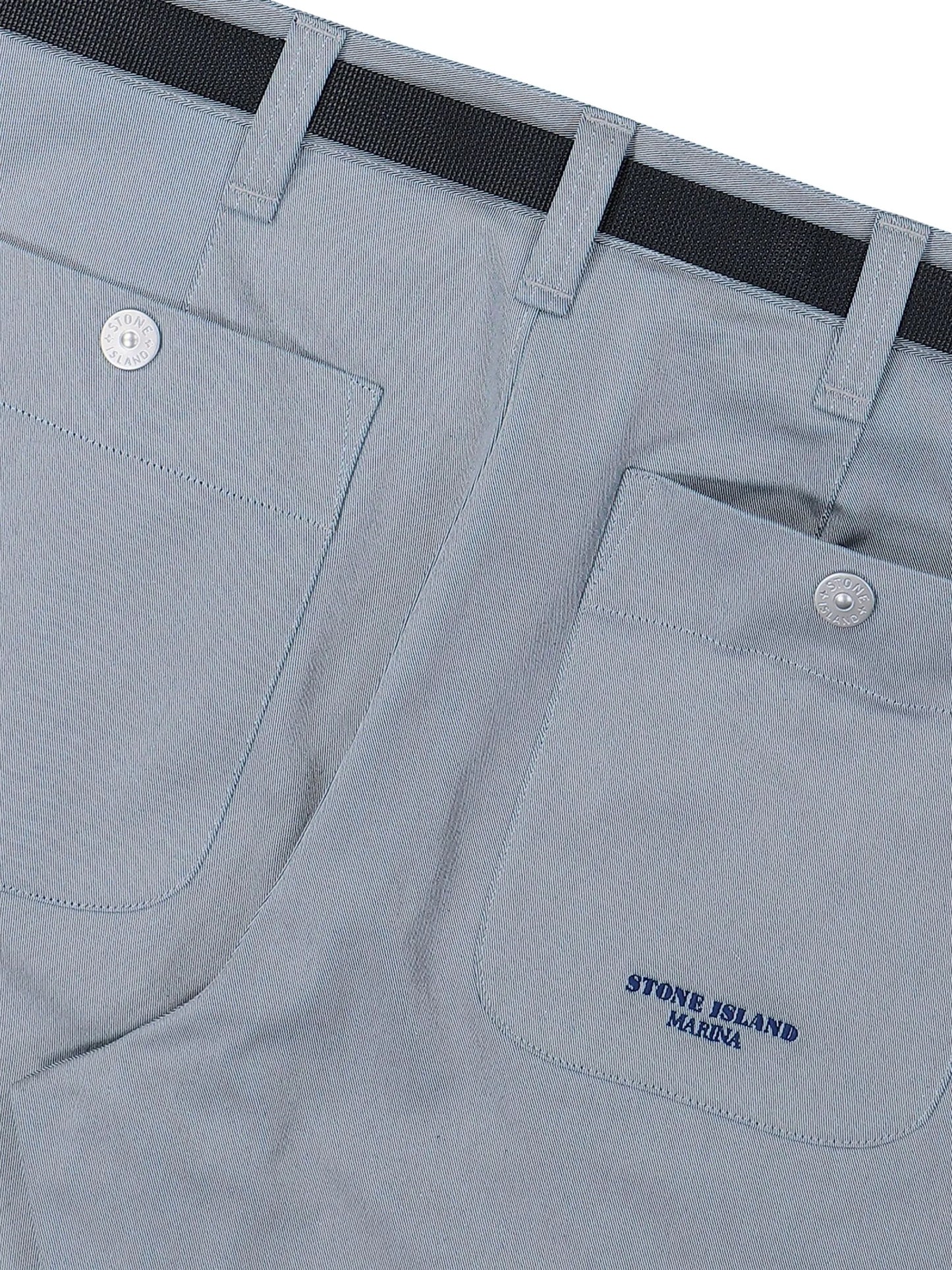 pleated trousers