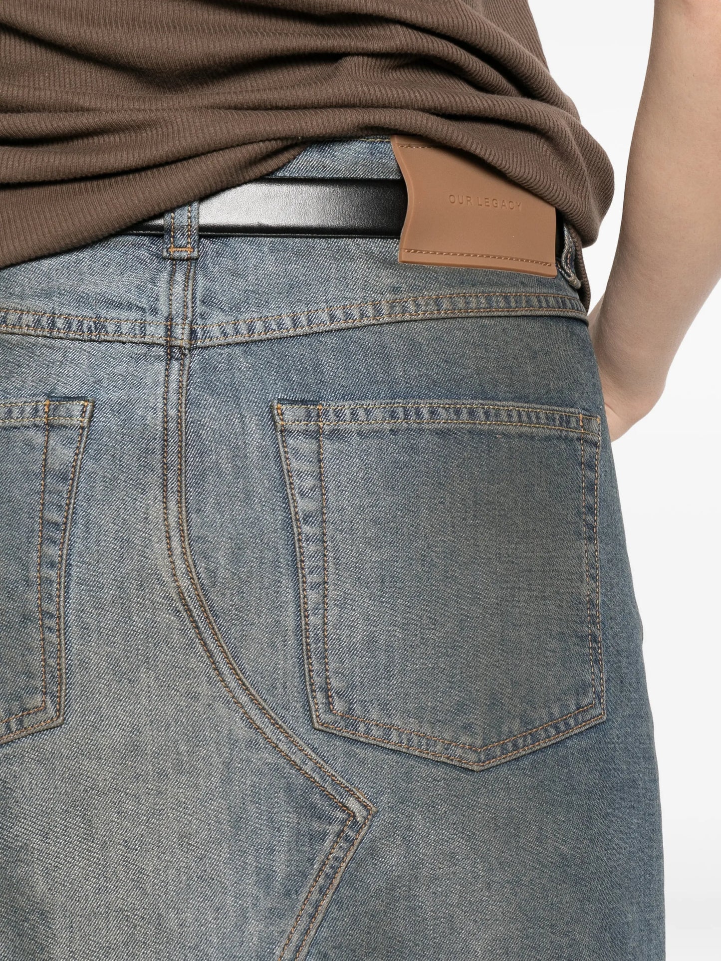 Craft asymmetric skirt