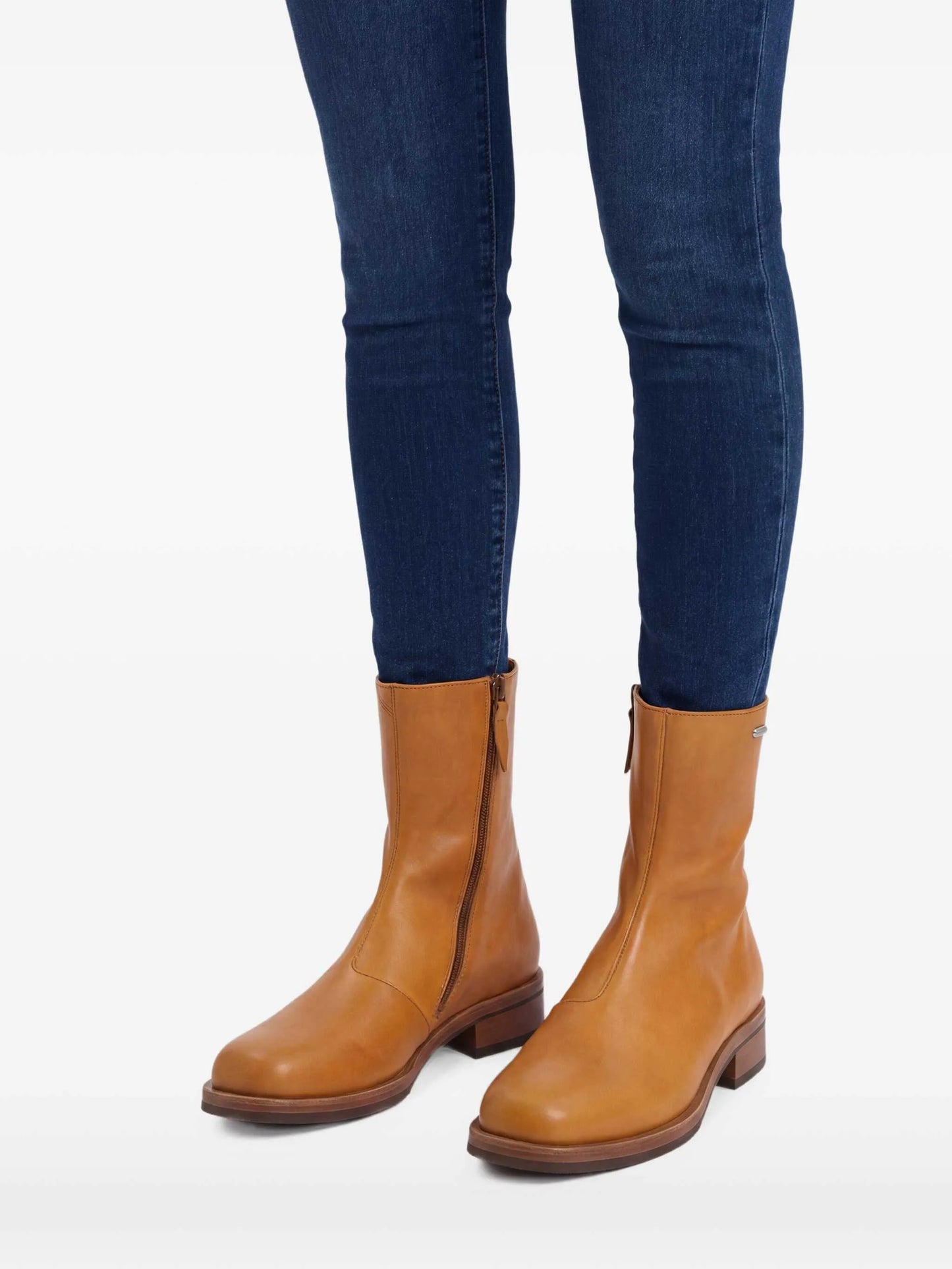Camion leather boots