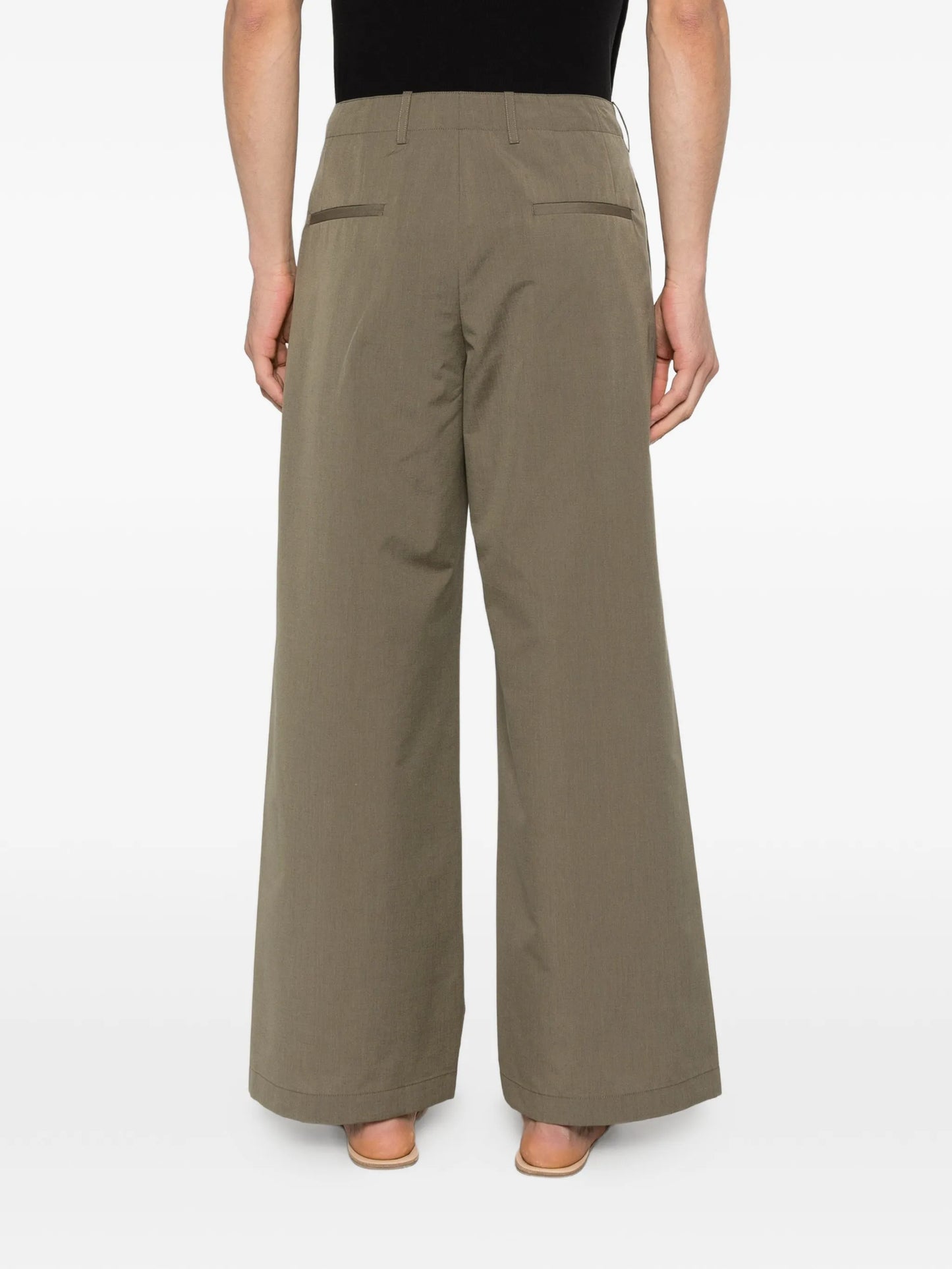 Bridge belt-loops trousers
