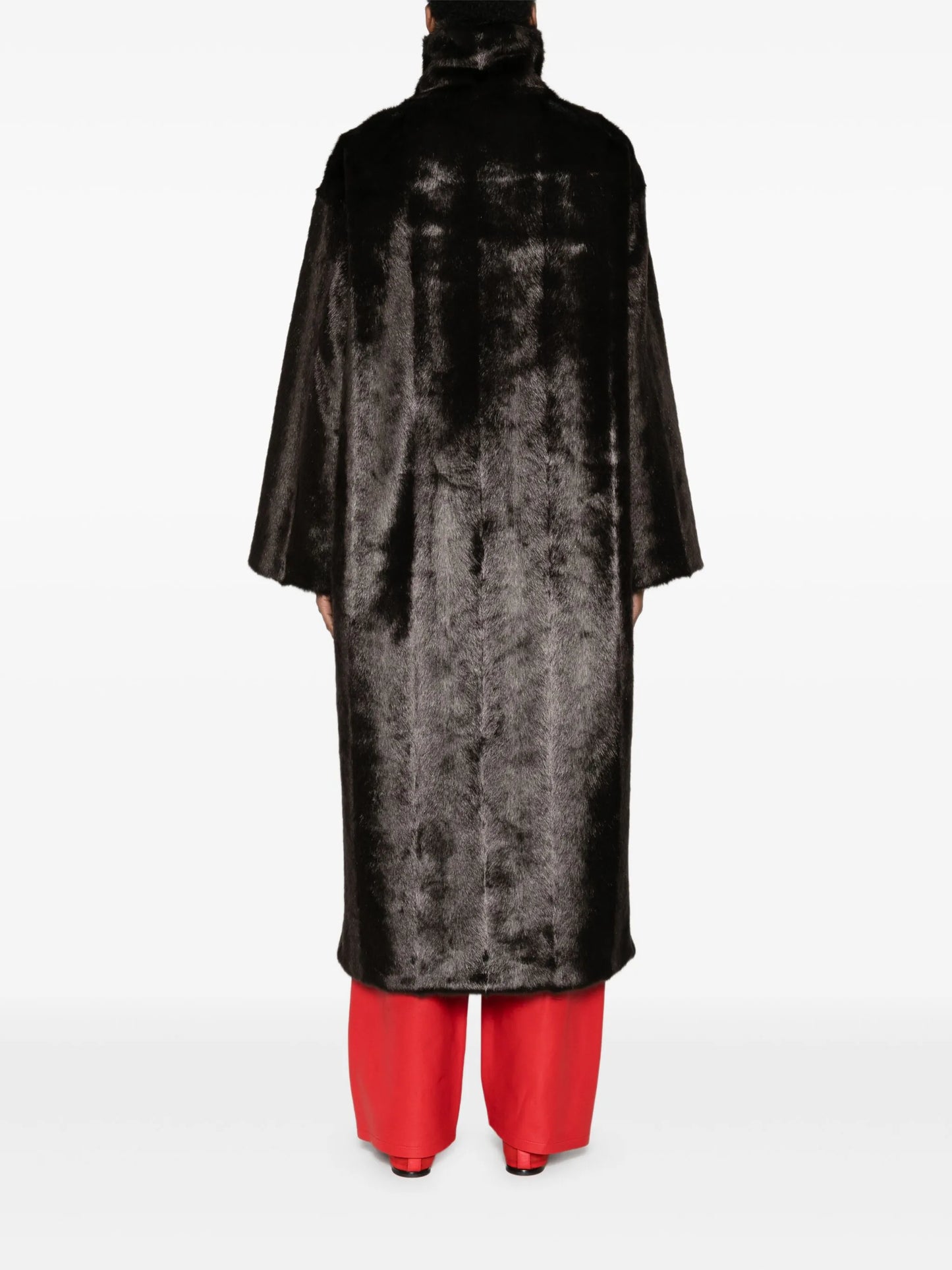 faux-fur buttoned coat