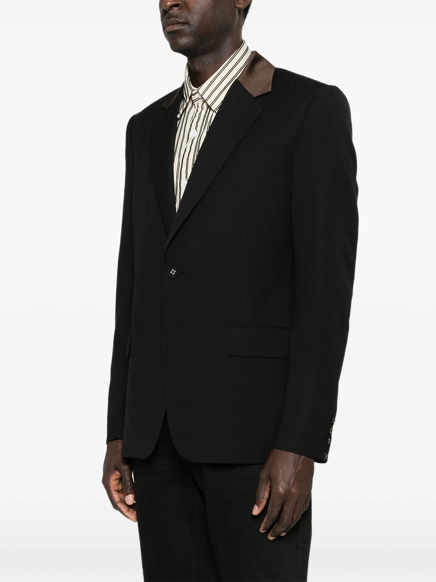 single-breasted blazer