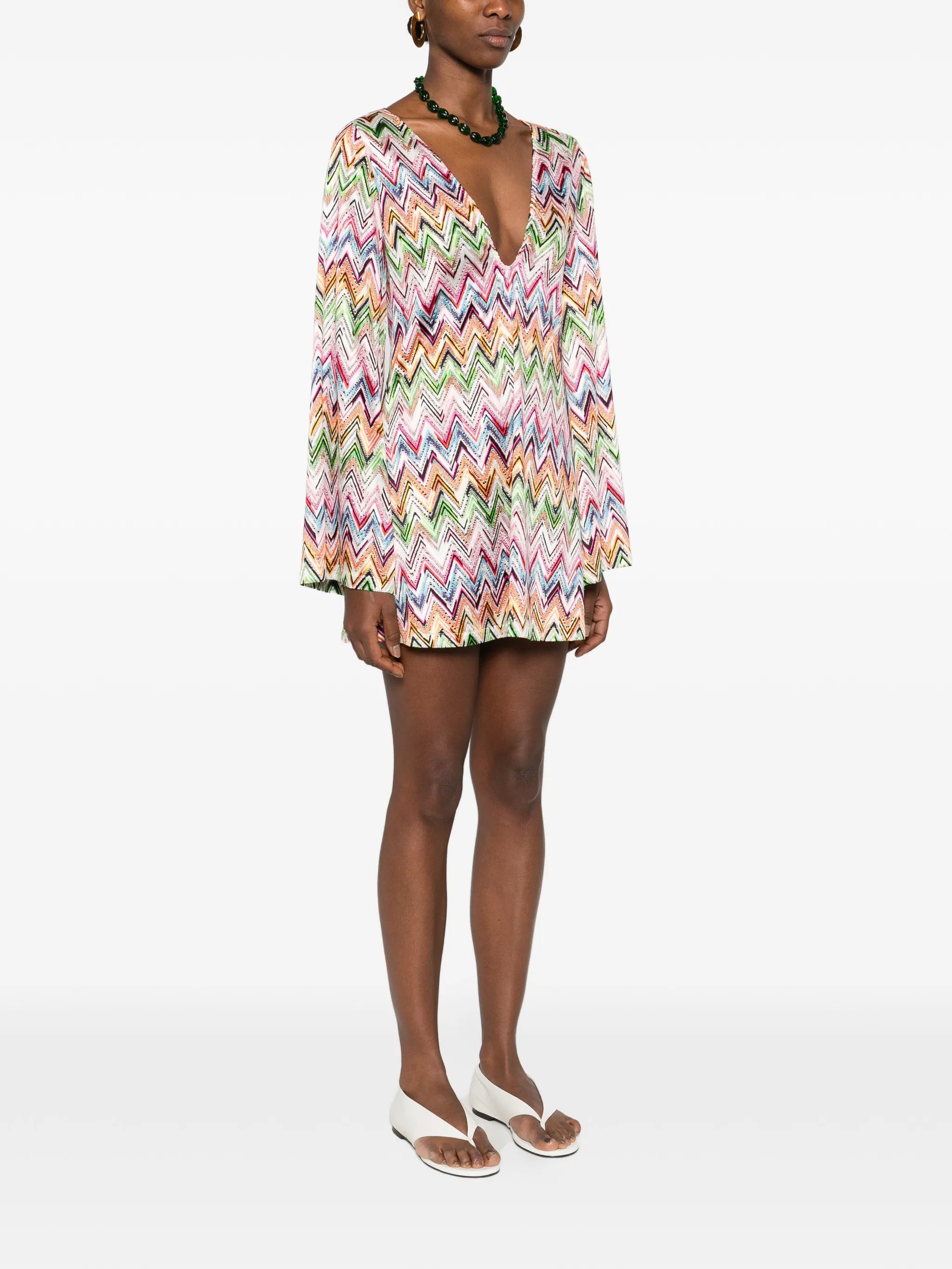 V-neck zig-zag mini dress