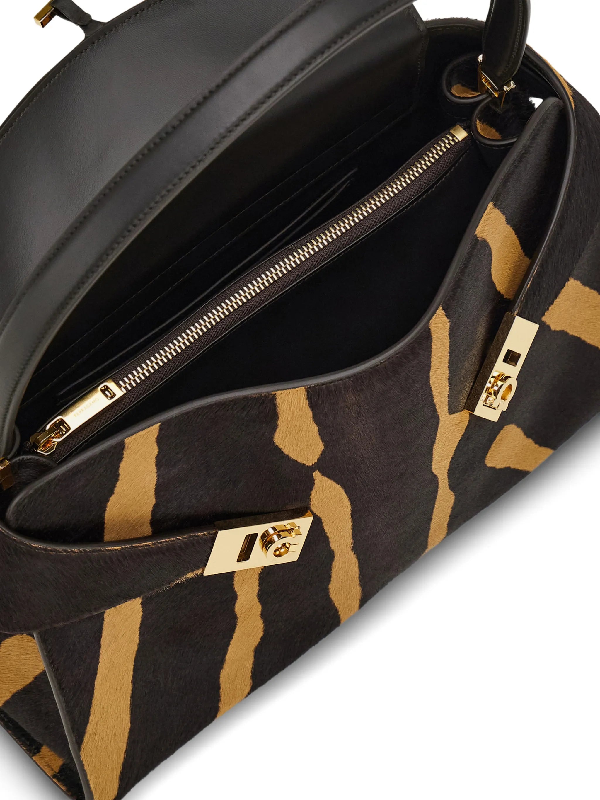 medium Hug soft bicolor shoulder bag