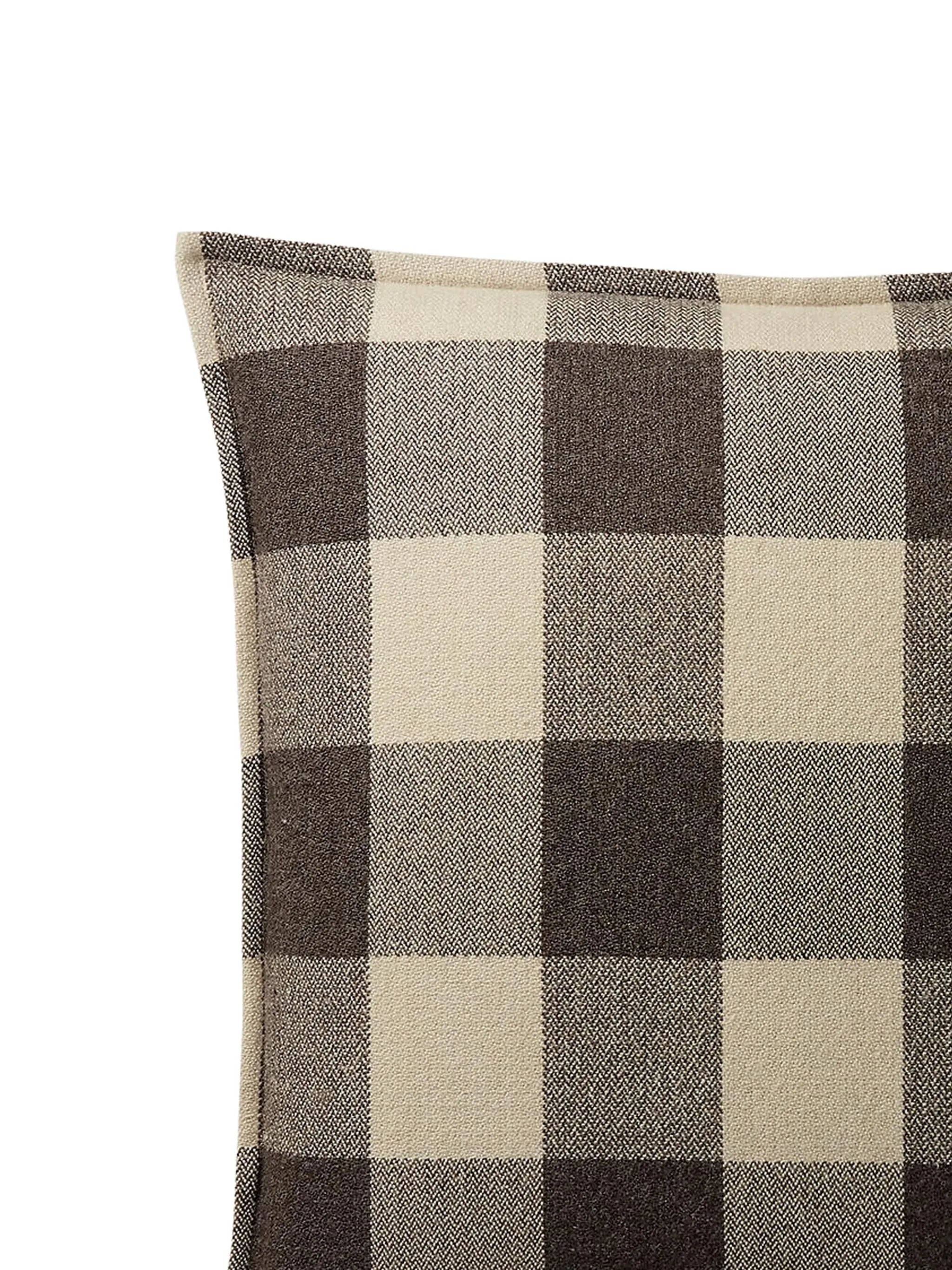 Joshua cushion (51cm x 51cm)