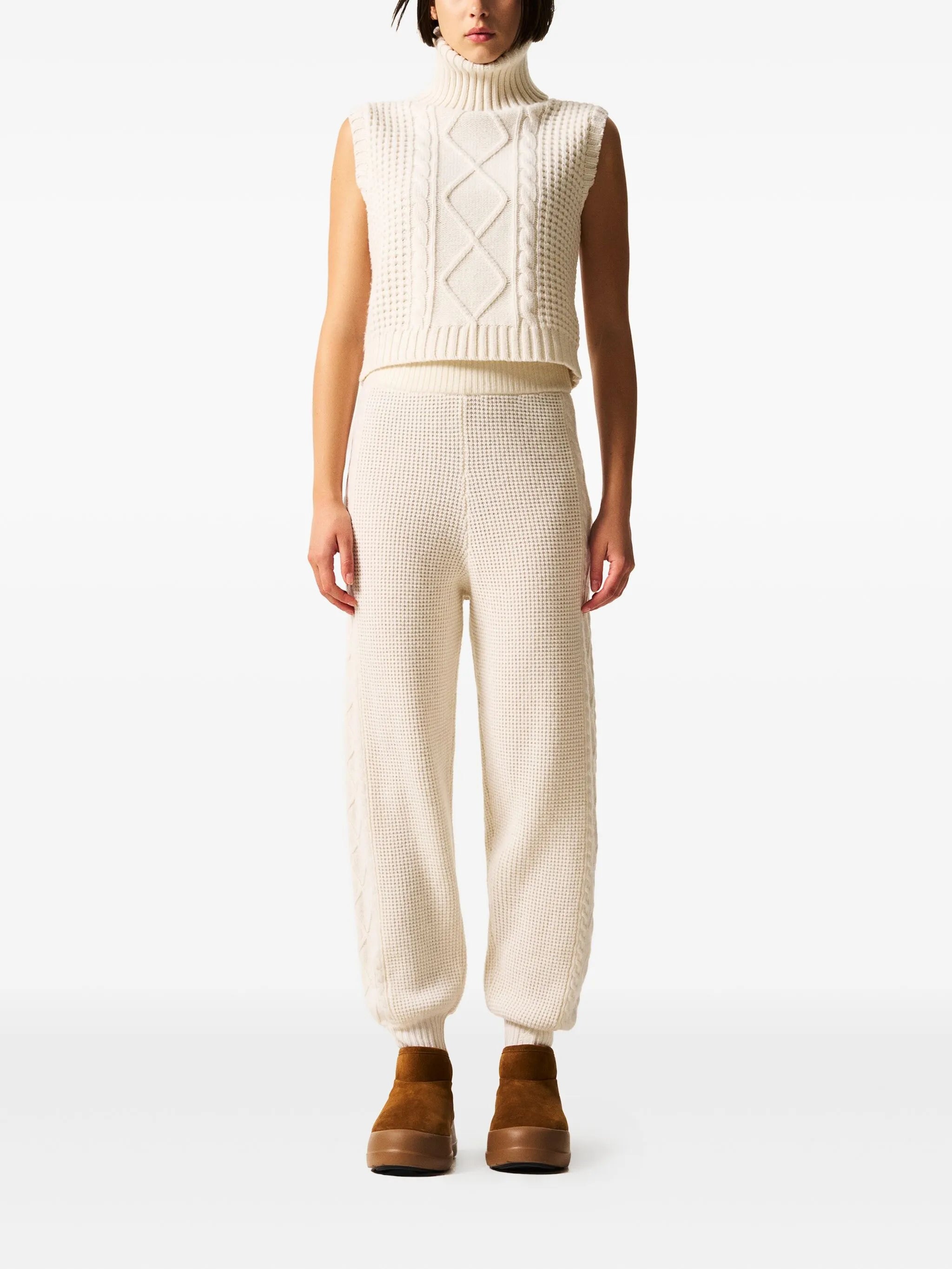 cable-knit trousers