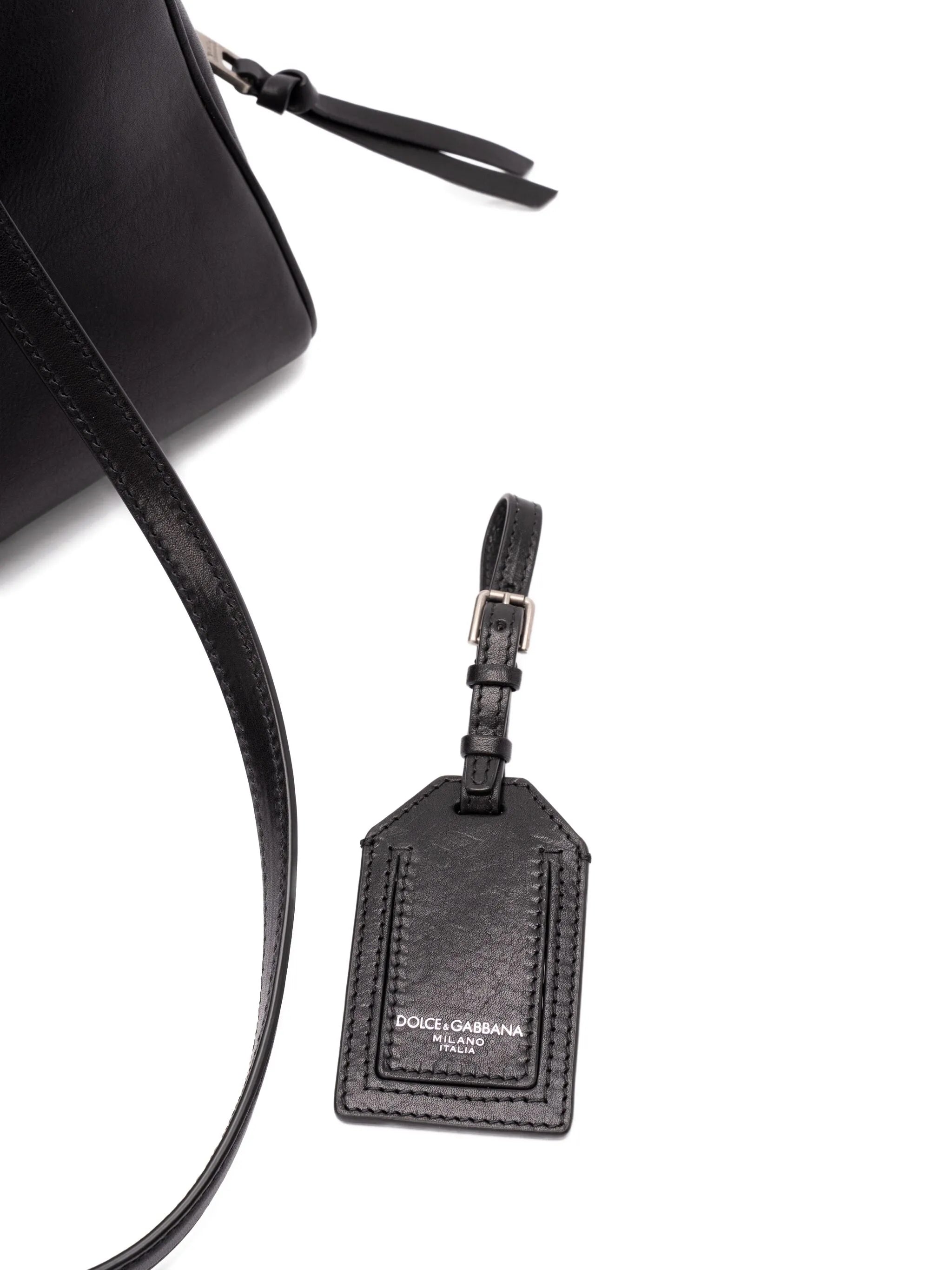 leather travel bag