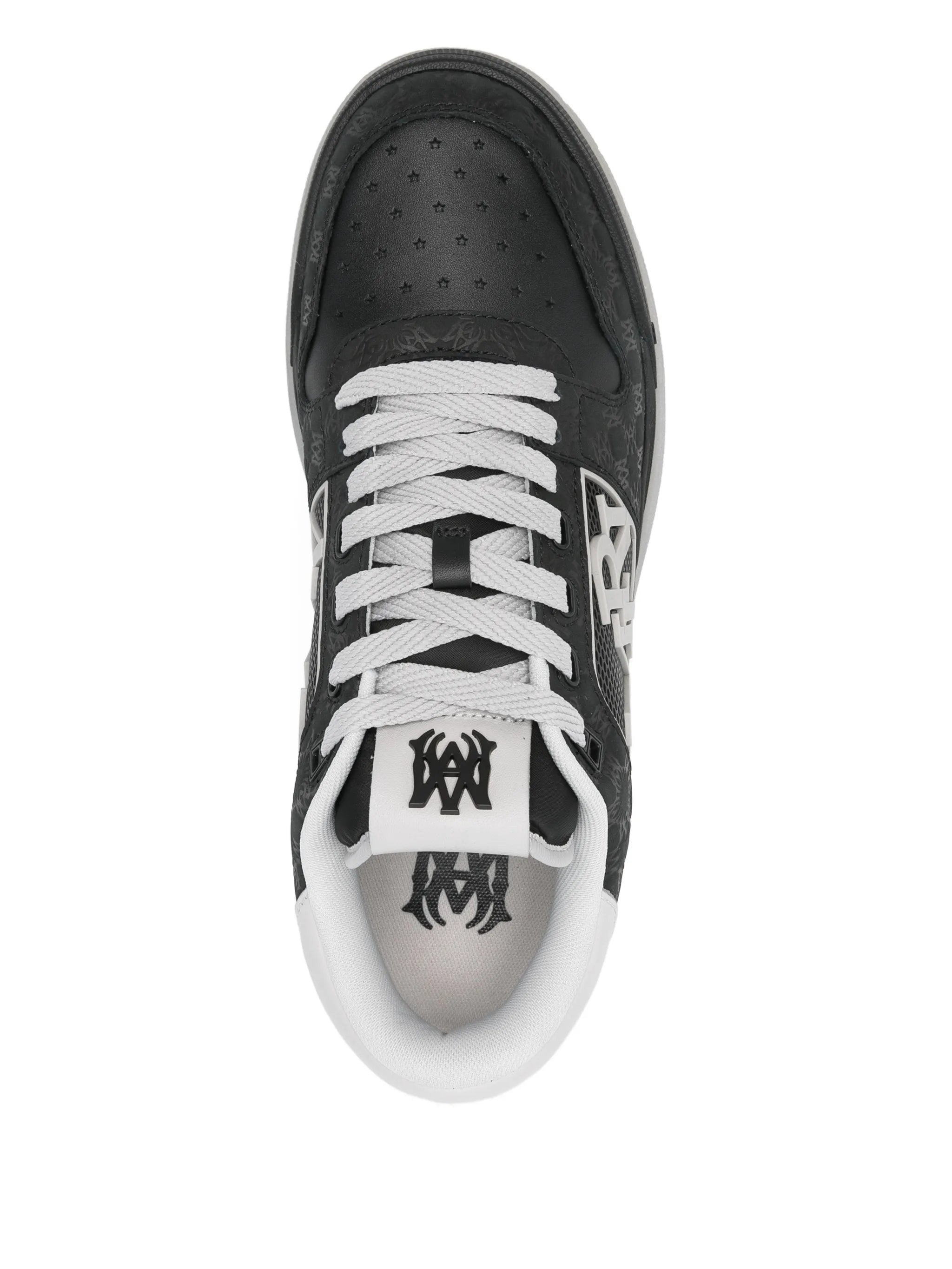 classic low sneakers