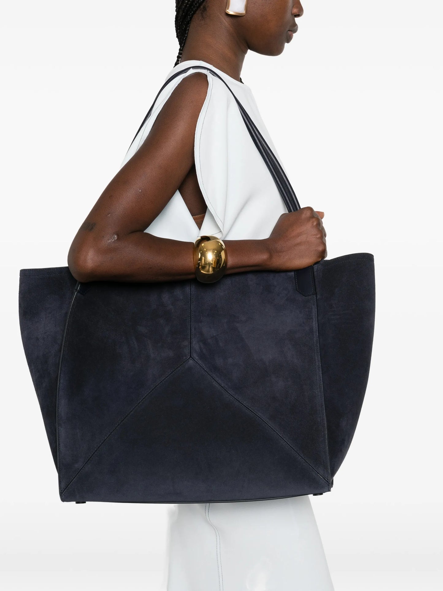 The Victoria suede tote bag