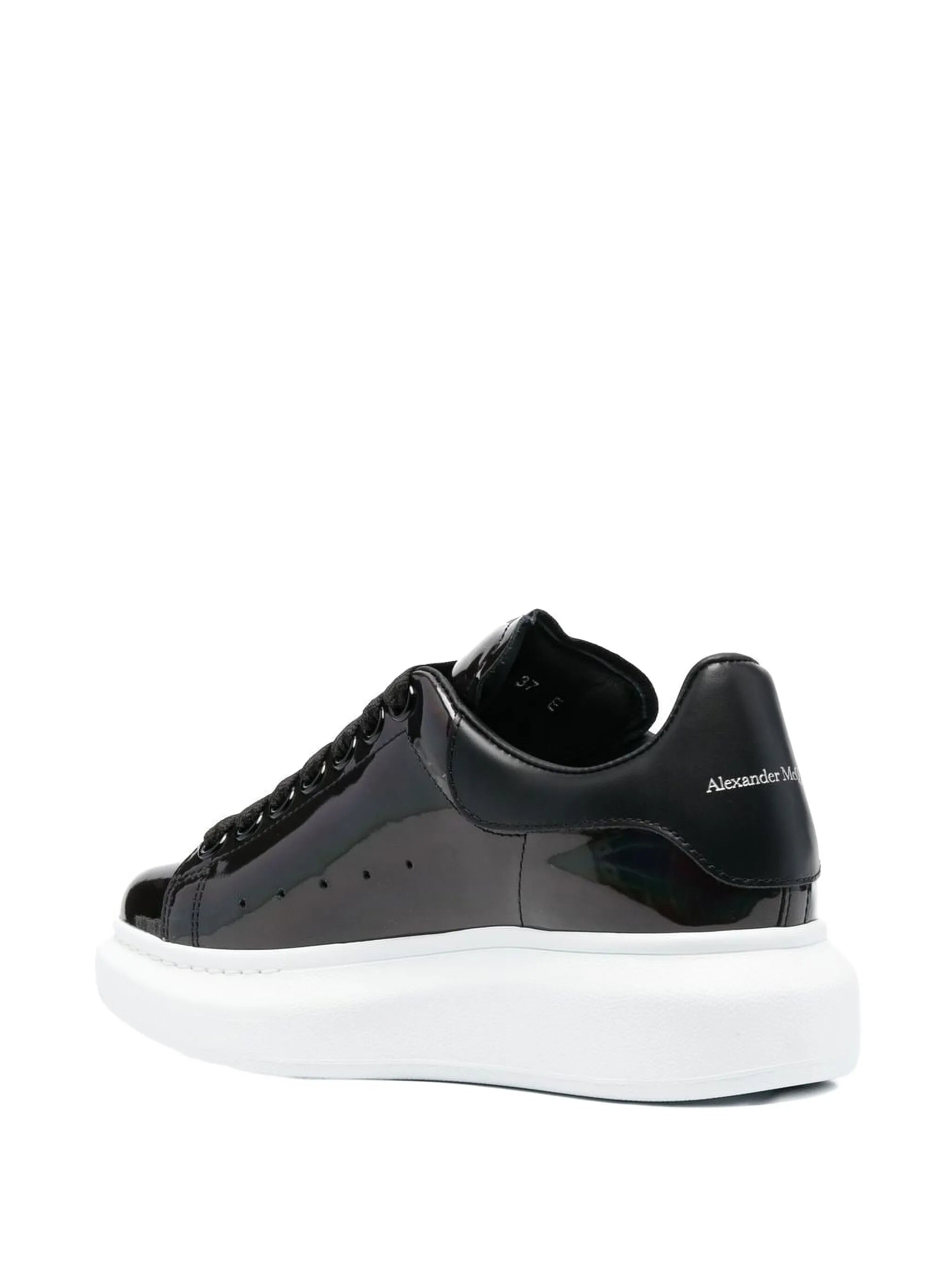 Oversized sneakers