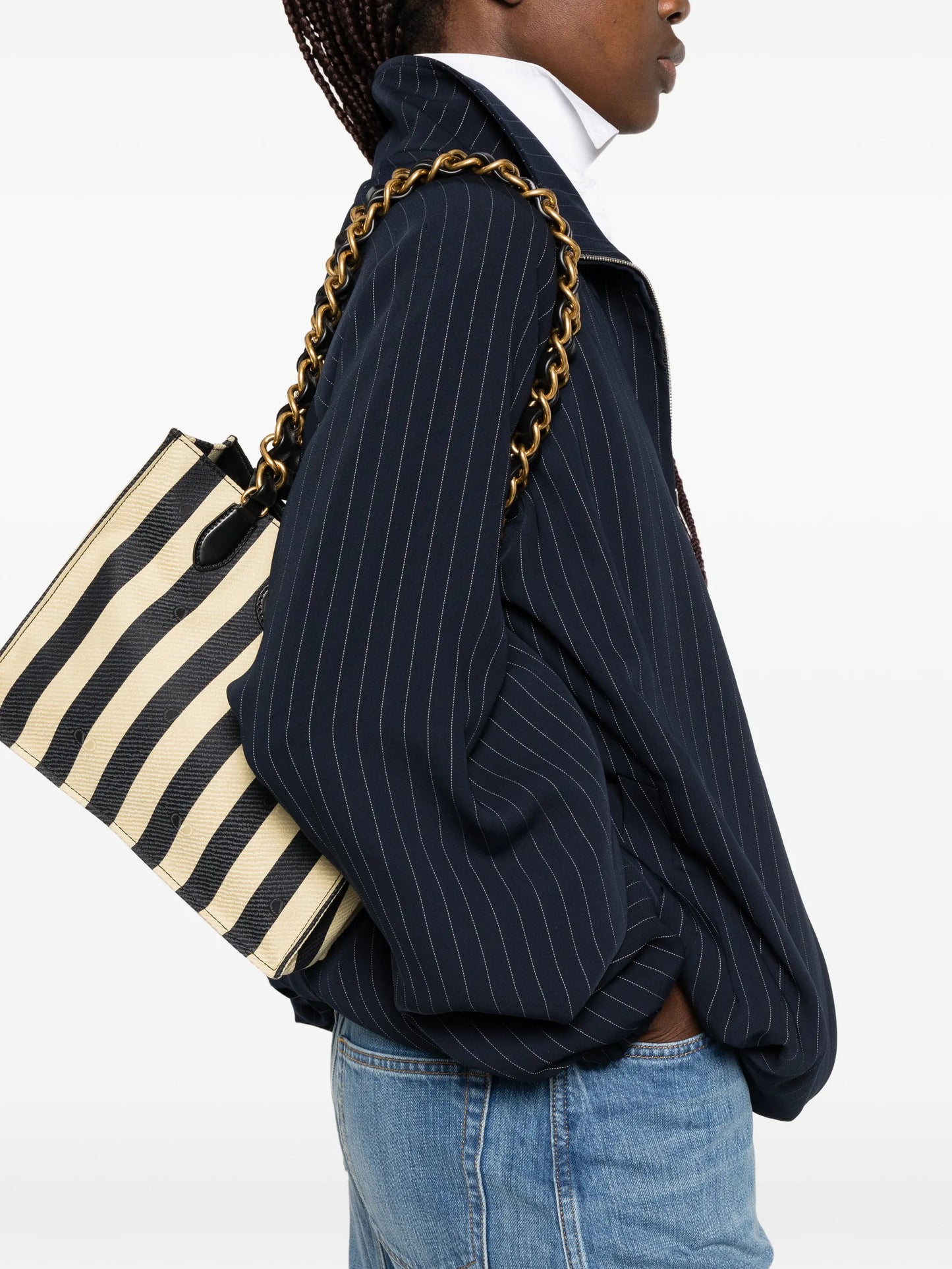 VLogo  jacquard shoulder bag