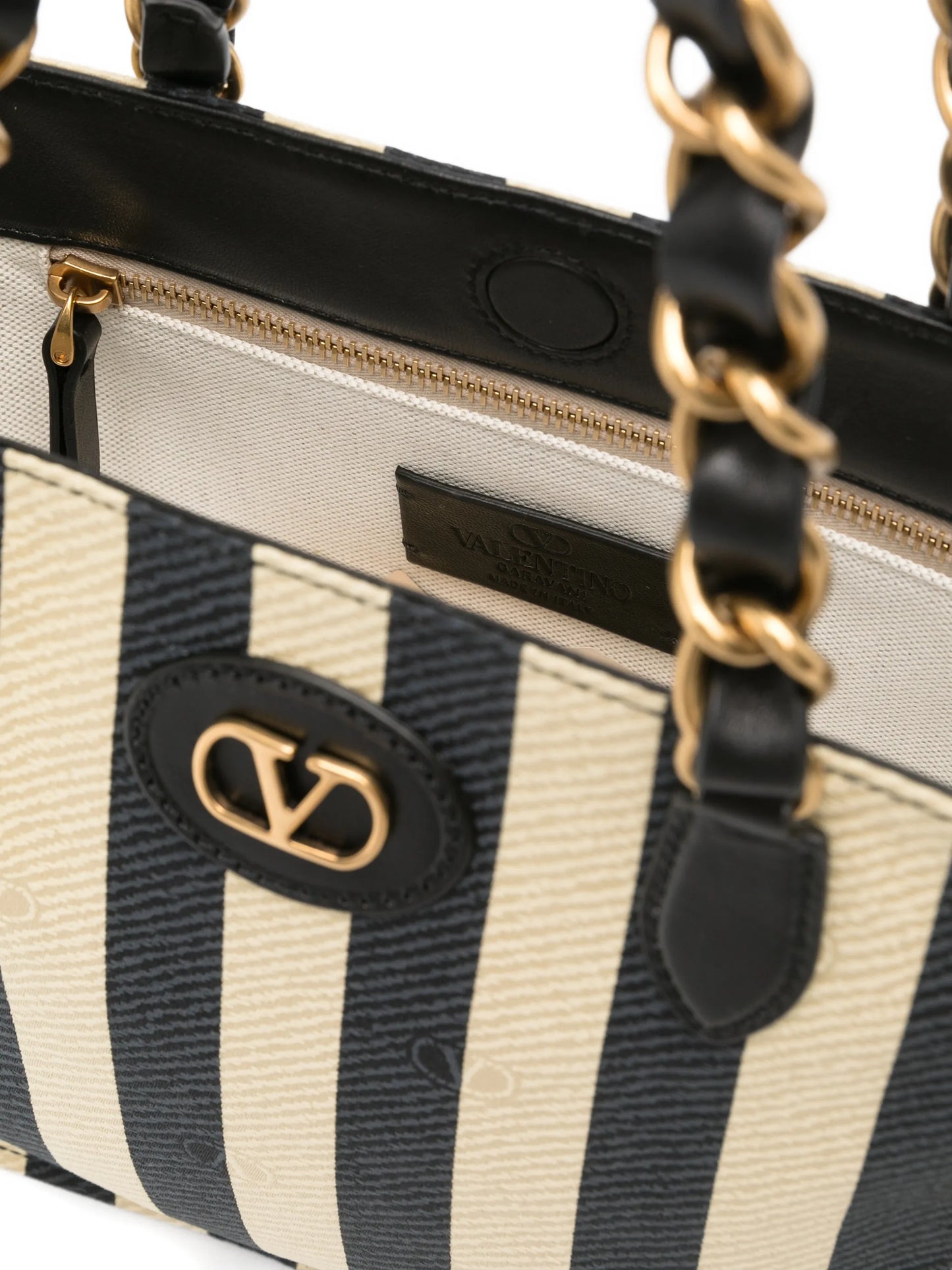 VLogo  jacquard shoulder bag